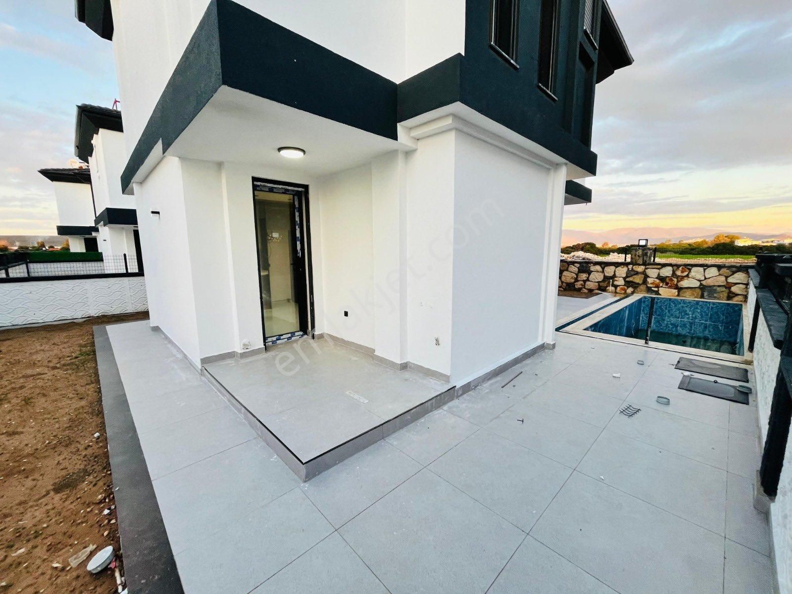 ❗️3+1 Tam Müstakil Villa Havuzlu & Otoparklı❗️ - Görsel 6