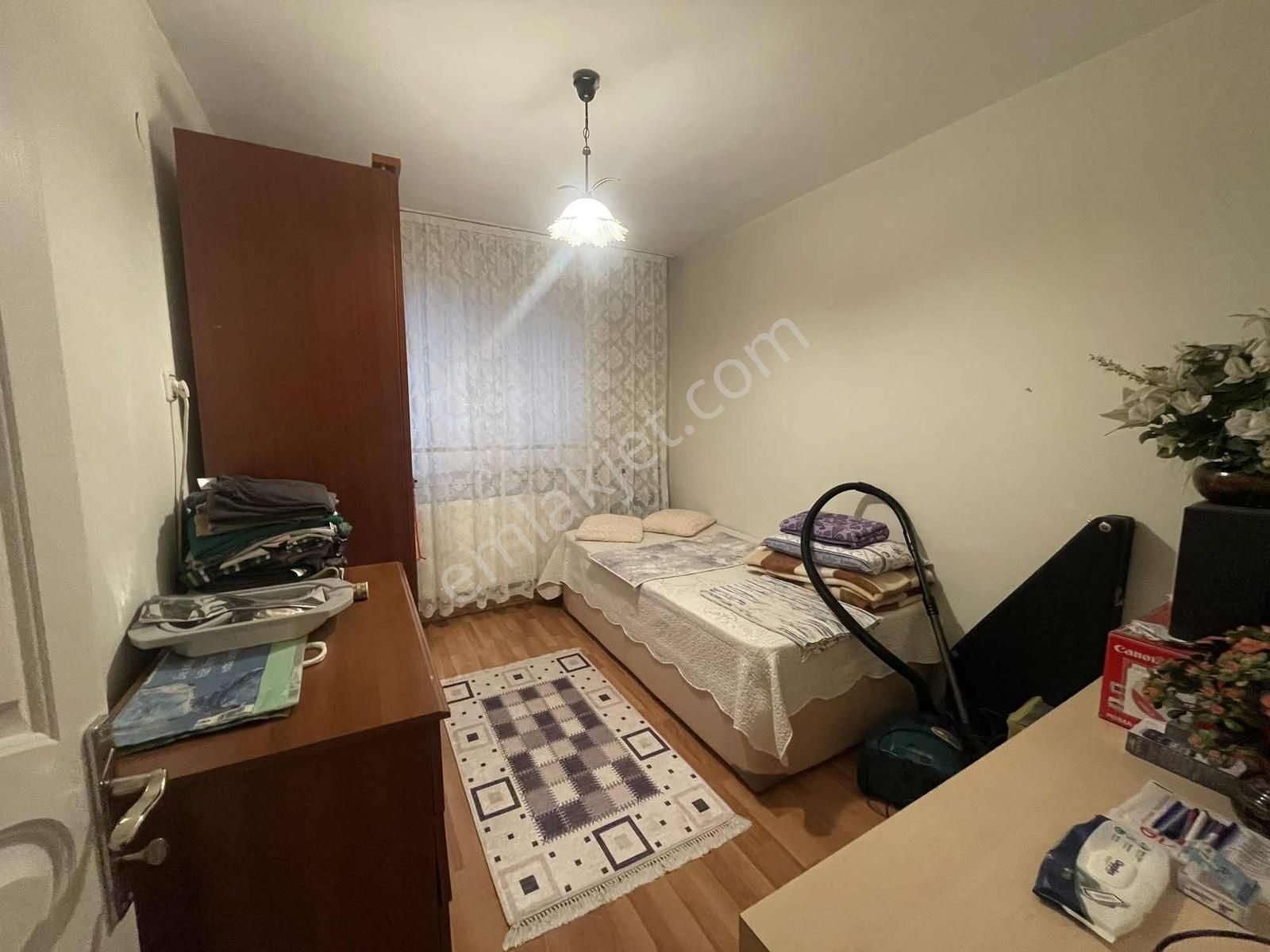 Akalın'da Metronun Yanın Da Arakatta , 140 M2 , Karanlık Oda Yok - Görsel 23