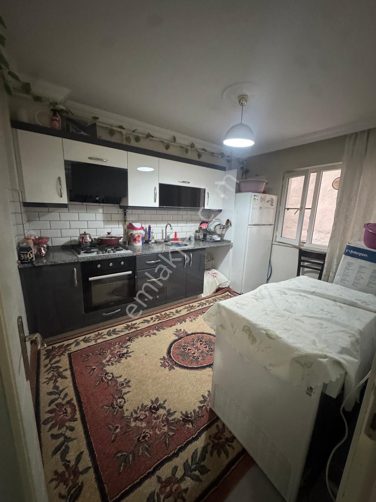 İbrahim Çelebi Mahallesi🏡 ✅2+1 M2 90m2 5 Katlının Zenin Katı ❇️özelikli Petek Kombili