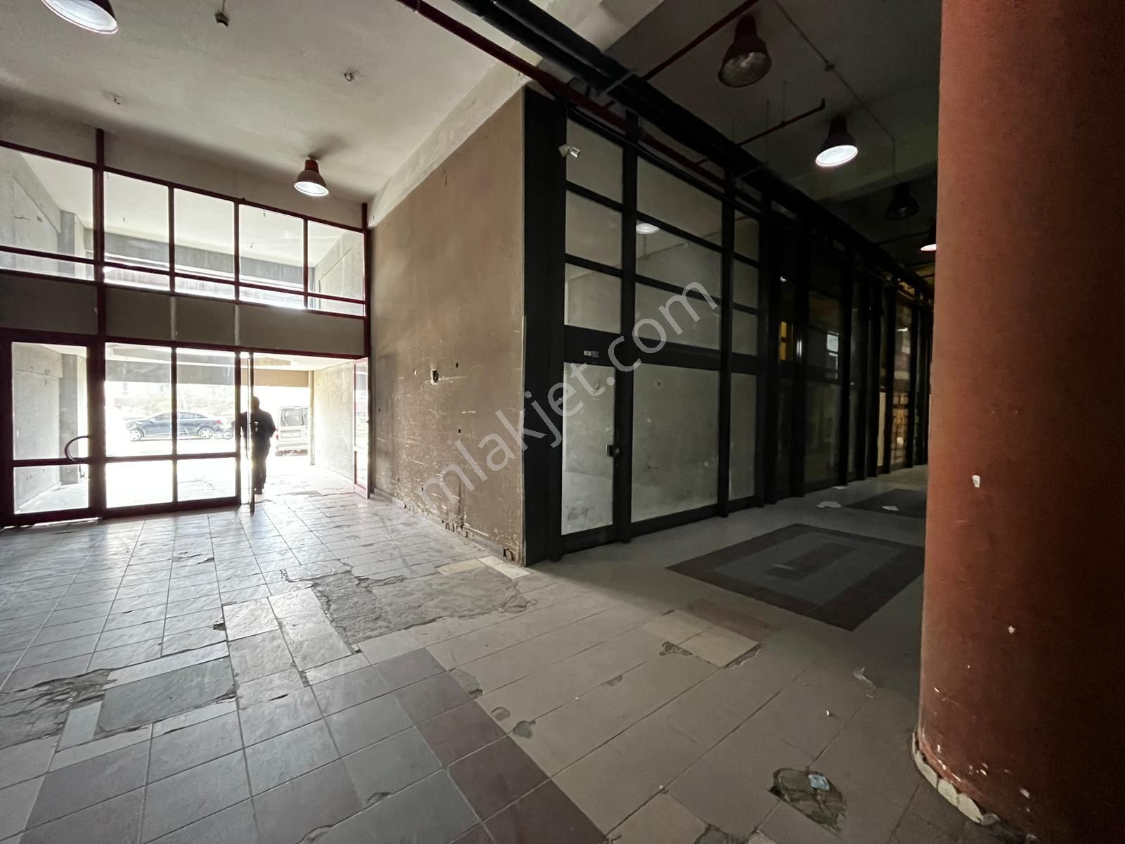 Em-of Emlak'tan Tır-kamyon Yanaşabilen 125 M2 Kiralık İş Yeri - Görsel 13