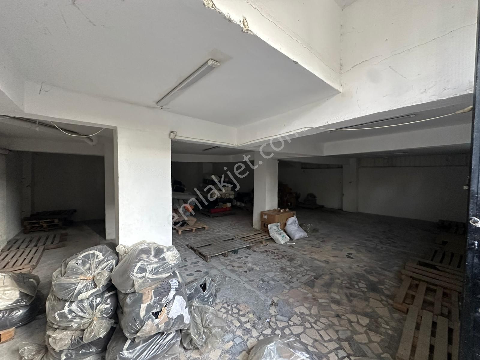 Bağcılar Güneşli'de 200 M² Kiralık Atölye - İşyeri Katı - Görsel 8