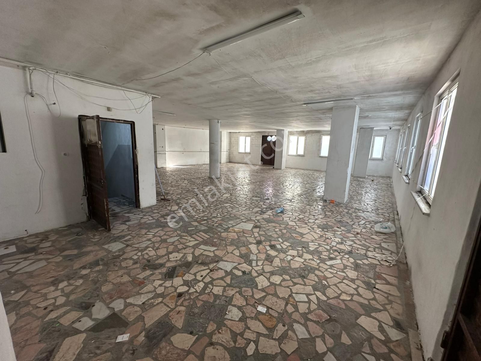 Bağcılar Güneşli'de 200 M² Kiralık Atölye - İşyeri Katı - Görsel 22