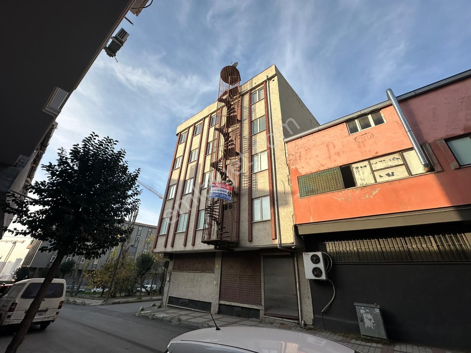 Bağcılar Güneşli'de 200 M² Kiralık Atölye - İşyeri Katı - Görsel 5