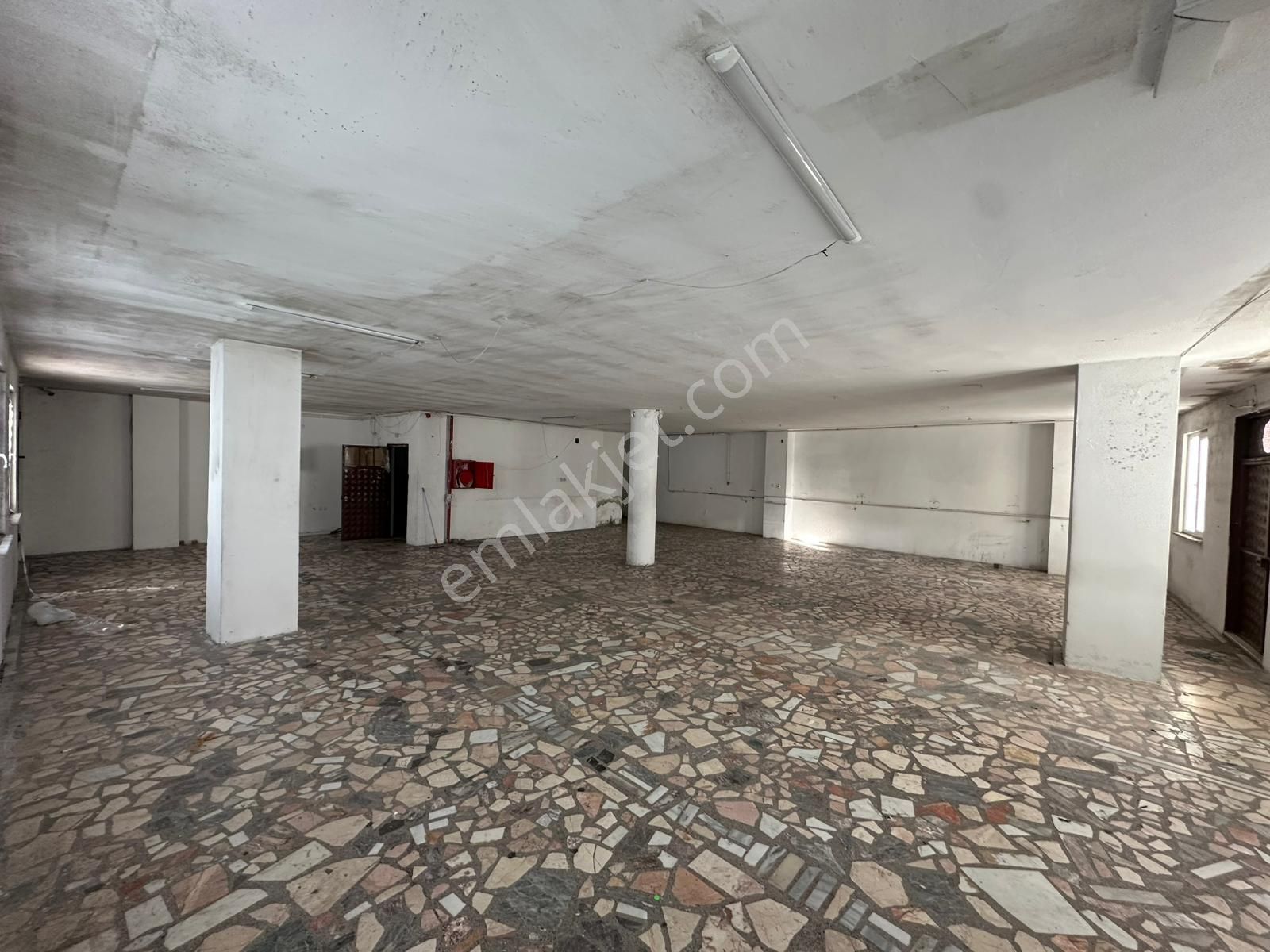 Bağcılar Güneşli'de 200 M² Kiralık Atölye - İşyeri Katı - Görsel 21