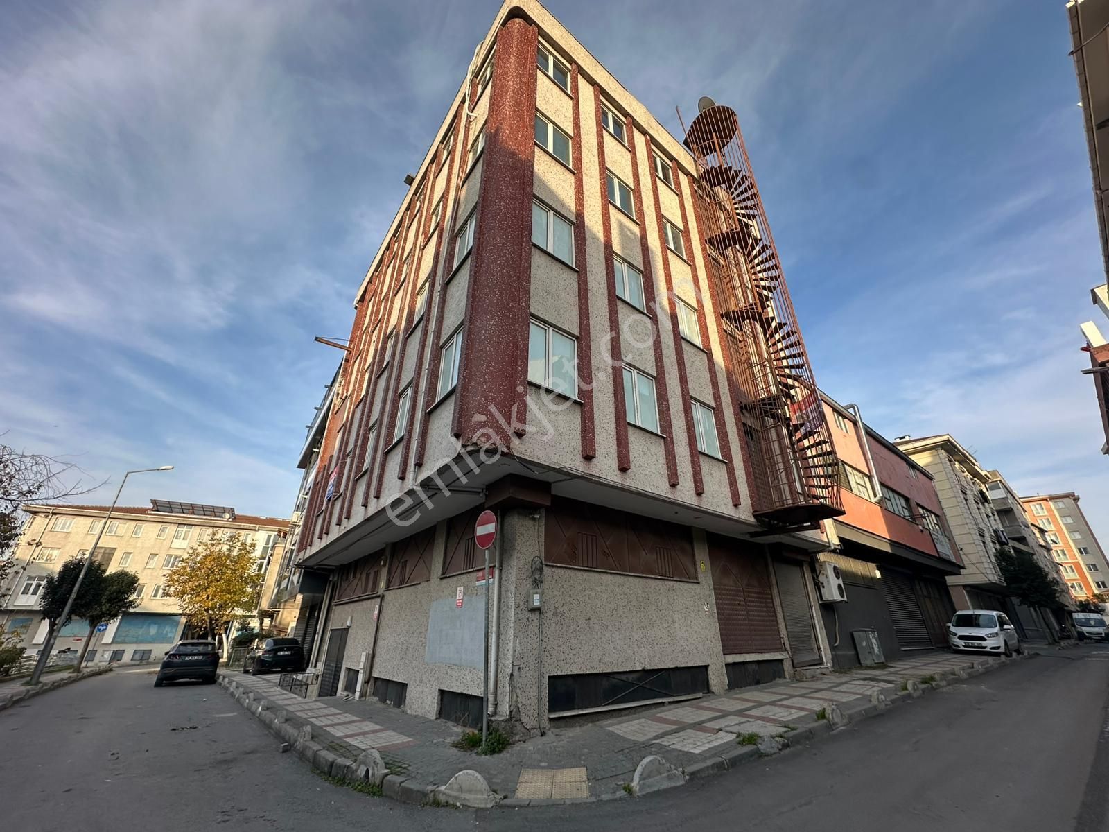 Bağcılar Güneşli'de 200 M² Kiralık Atölye - İşyeri Katı - Görsel 26