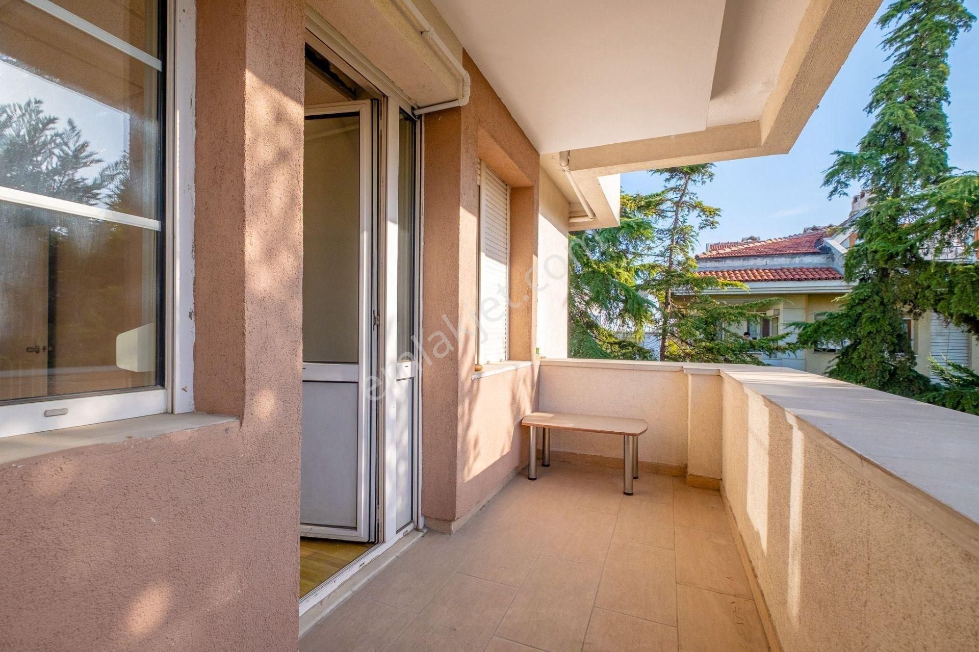 Dağıstan Gayrımenkulden Metrobüs Dibinde 4+1 200m2 Müstakil - Görsel 6