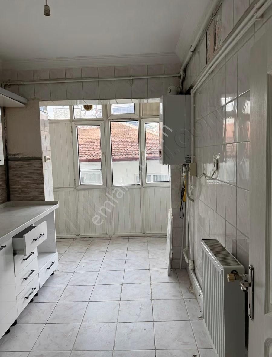 Kaçmaz Fırsat! Demetevlerde Satılık 3+1 Metroya Yakın - Görsel 10