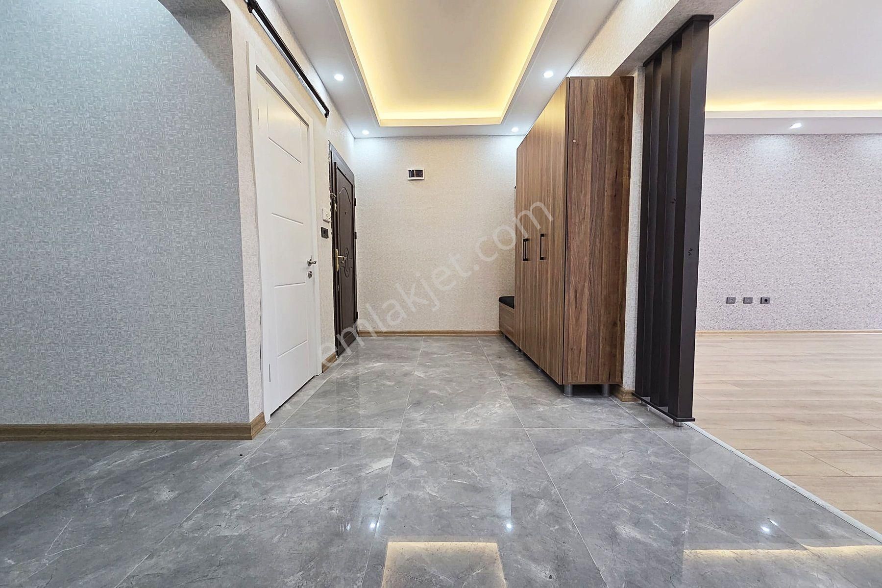 Seval Cadde Paraleli 1.kat Bağımsız 3+1 Ultra Lüks Yapılı Daire - Görsel 14