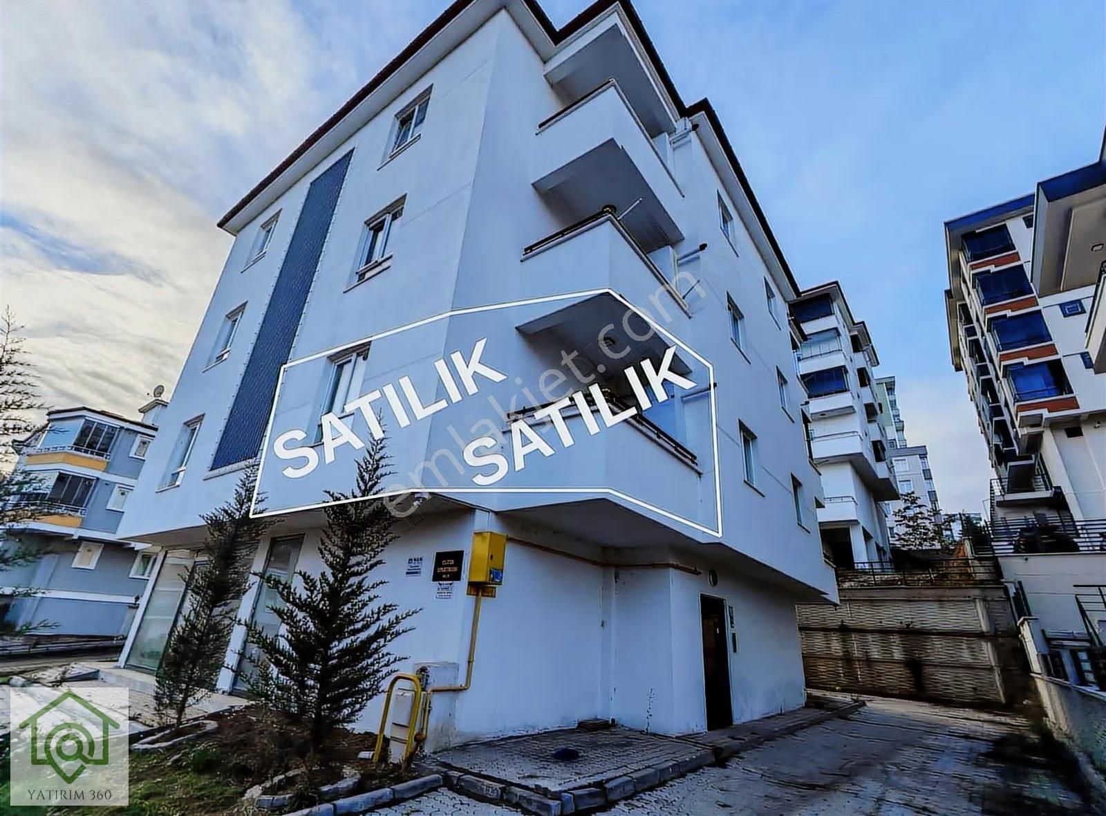 Mükemmel Konumlu Lüks Eşyalı Satılık 1+1 Daire - Görsel 3