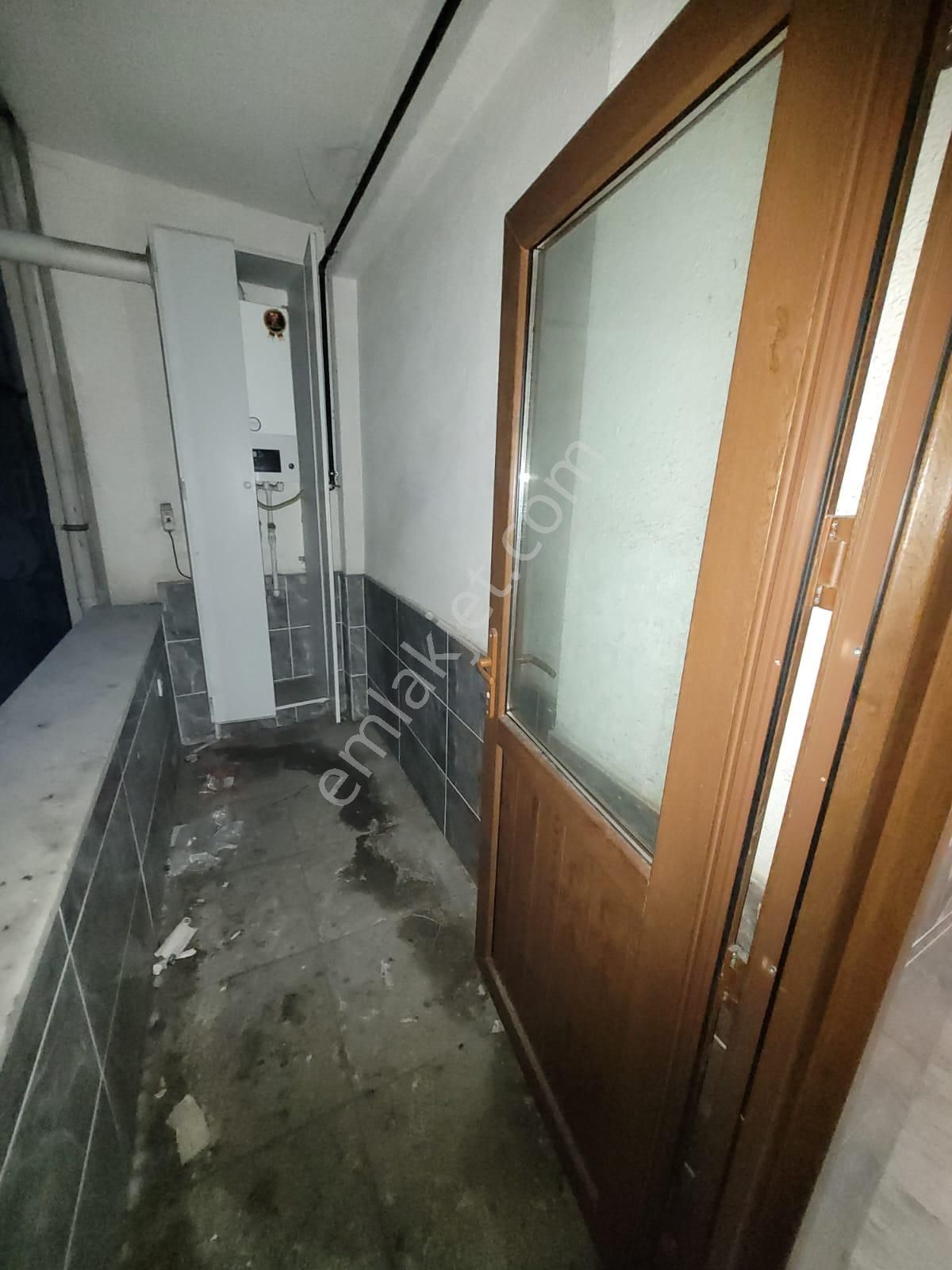 Üç Kardeşler'den Esentepe Mah 2+1 8-yıllık 95m² Ara Kat Daire - Görsel 11