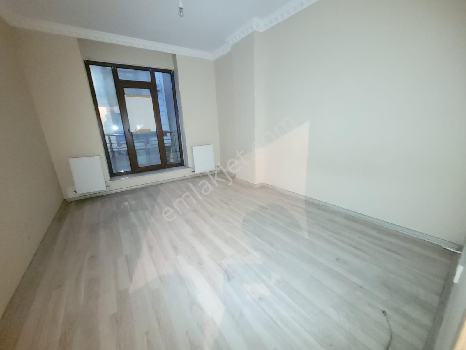 Üç Kardeşler'den Esentepe Mah 2+1 8-yıllık 95m² Ara Kat Daire - Görsel 6