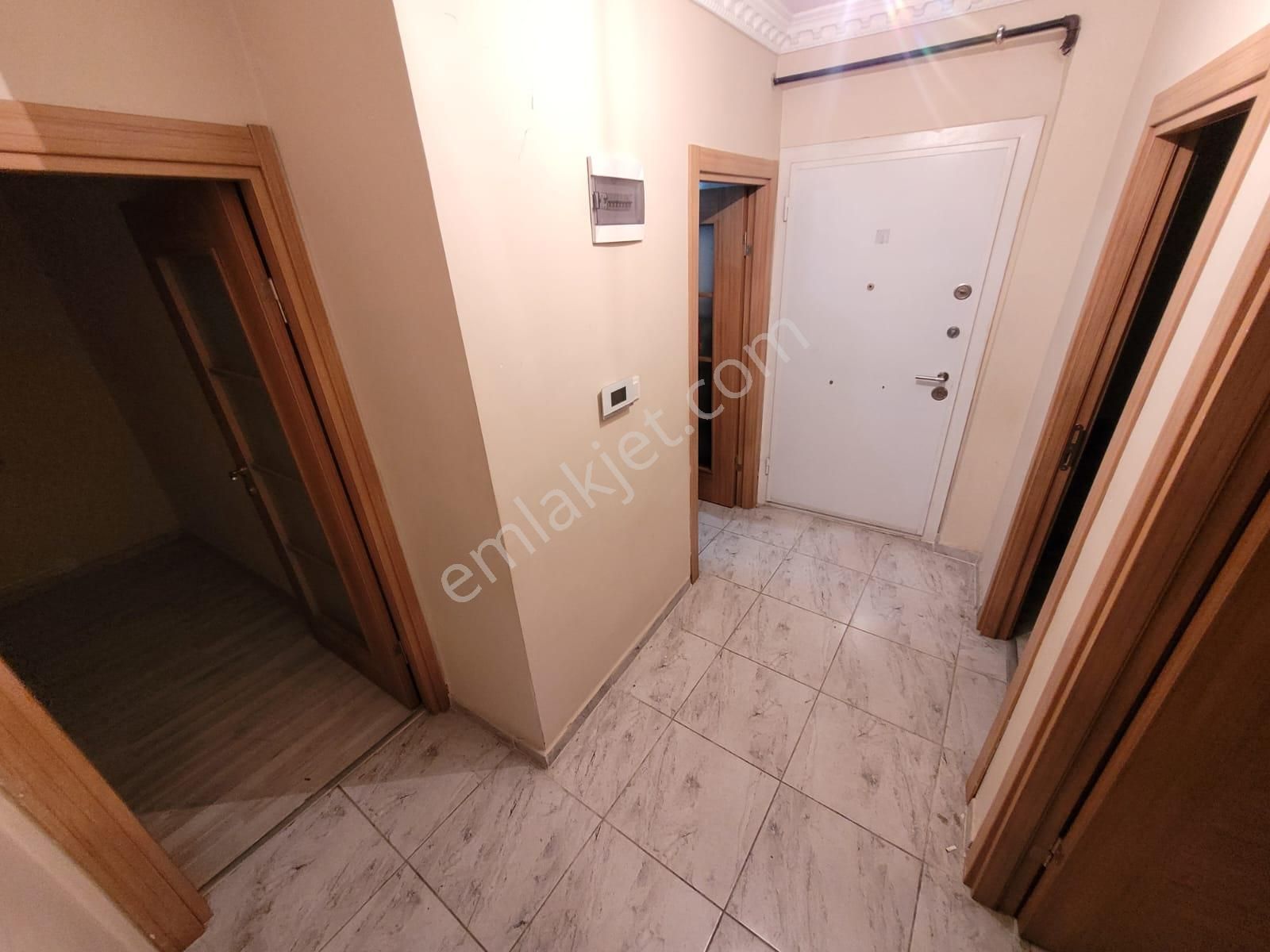 Üç Kardeşler'den Esentepe Mah 2+1 8-yıllık 95m² Ara Kat Daire - Görsel 20