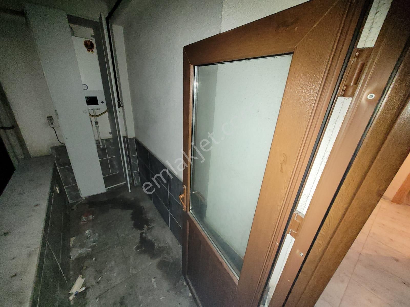 Üç Kardeşler'den Esentepe Mah 2+1 8-yıllık 95m² Ara Kat Daire - Görsel 10