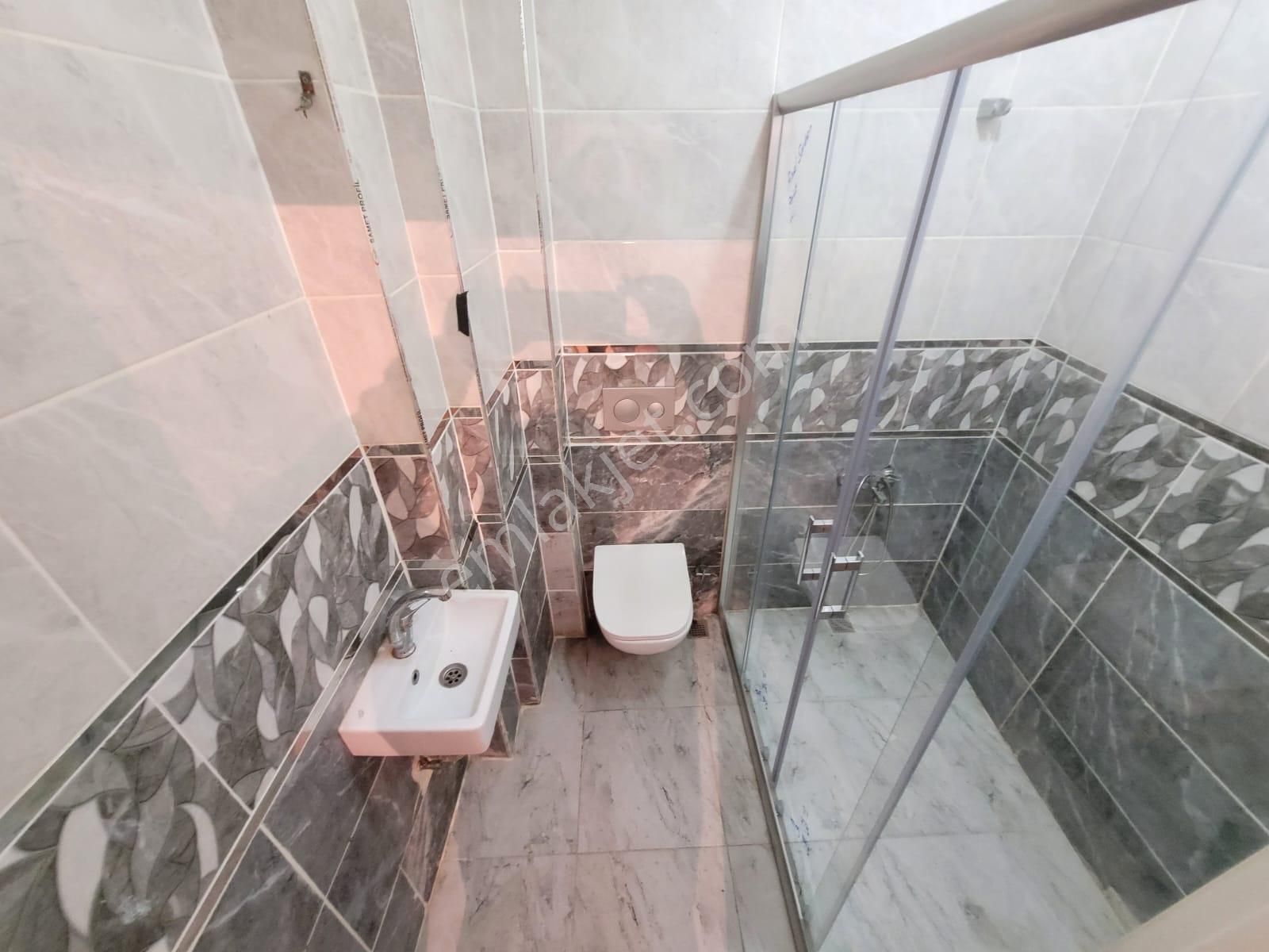 Üç Kardeşler'den Esentepe Mah 2+1 8-yıllık 95m² Ara Kat Daire - Görsel 13