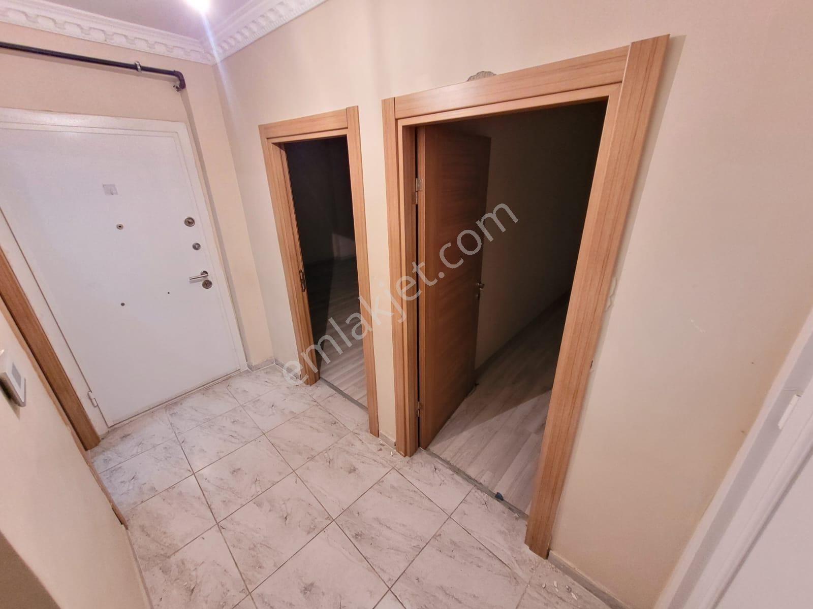 Üç Kardeşler'den Esentepe Mah 2+1 8-yıllık 95m² Ara Kat Daire - Görsel 7