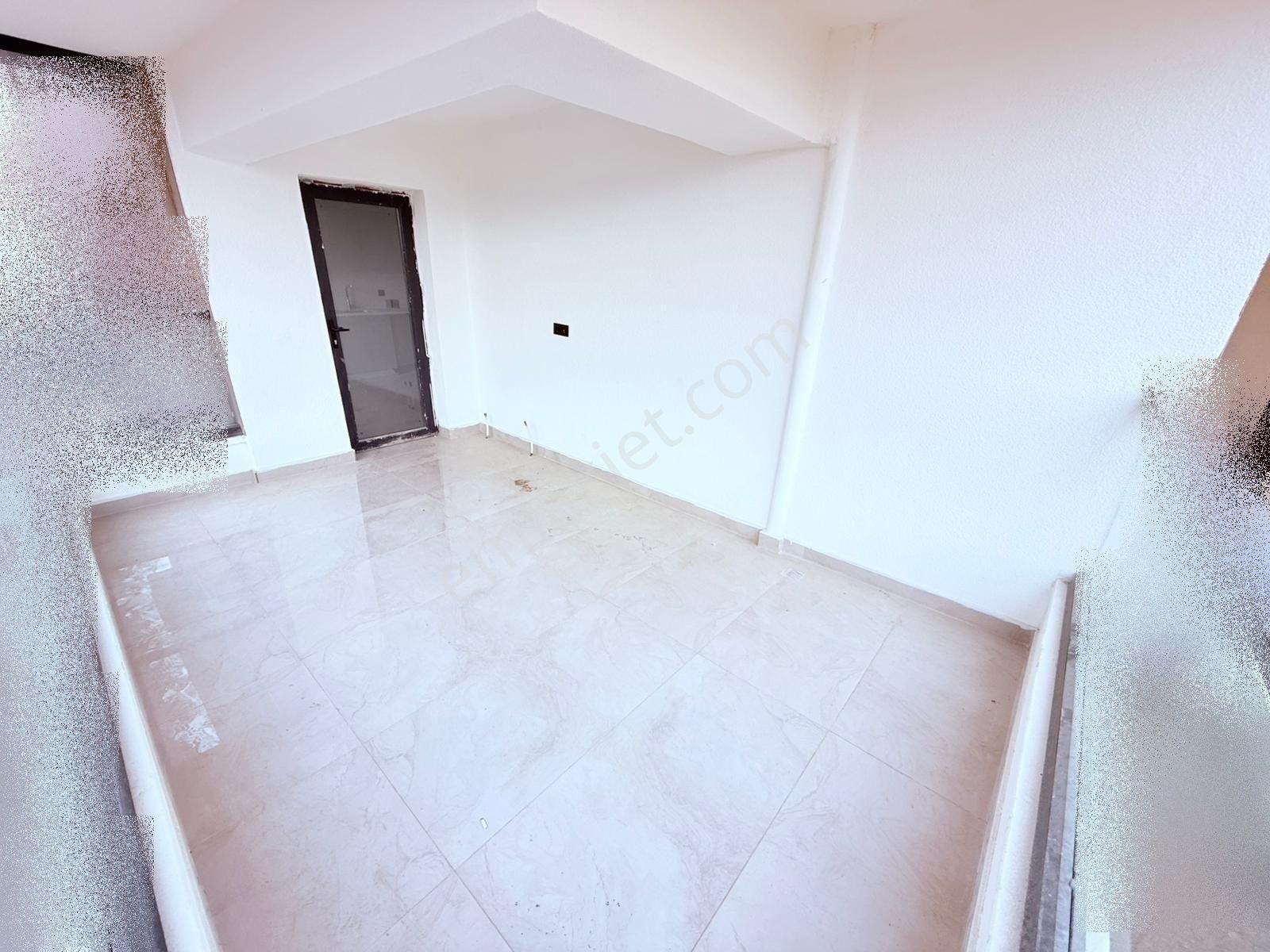 Sıfır İskanlı Arakat Güney Cephe Geniş Oturum Yüksek Kredili 3+1 - Görsel 14