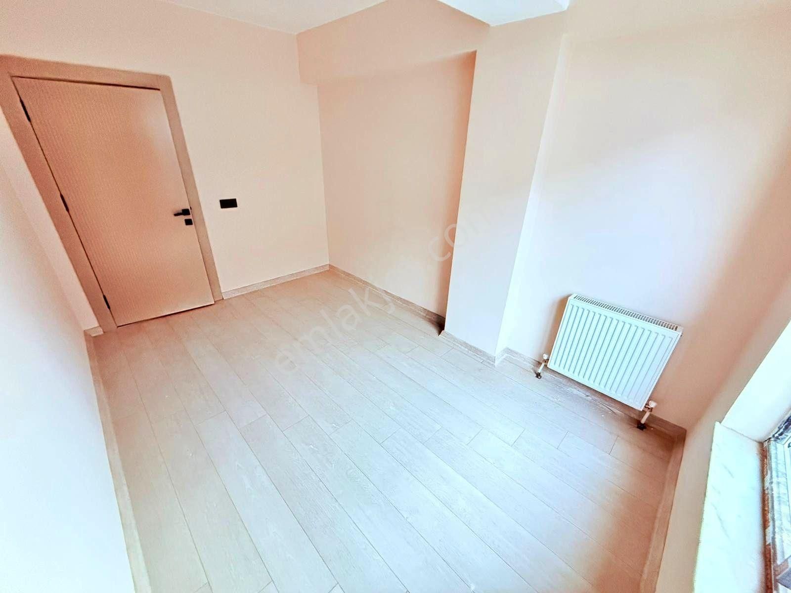 Sıfır İskanlı Arakat Güney Cephe Geniş Oturum Yüksek Kredili 3+1 - Görsel 21