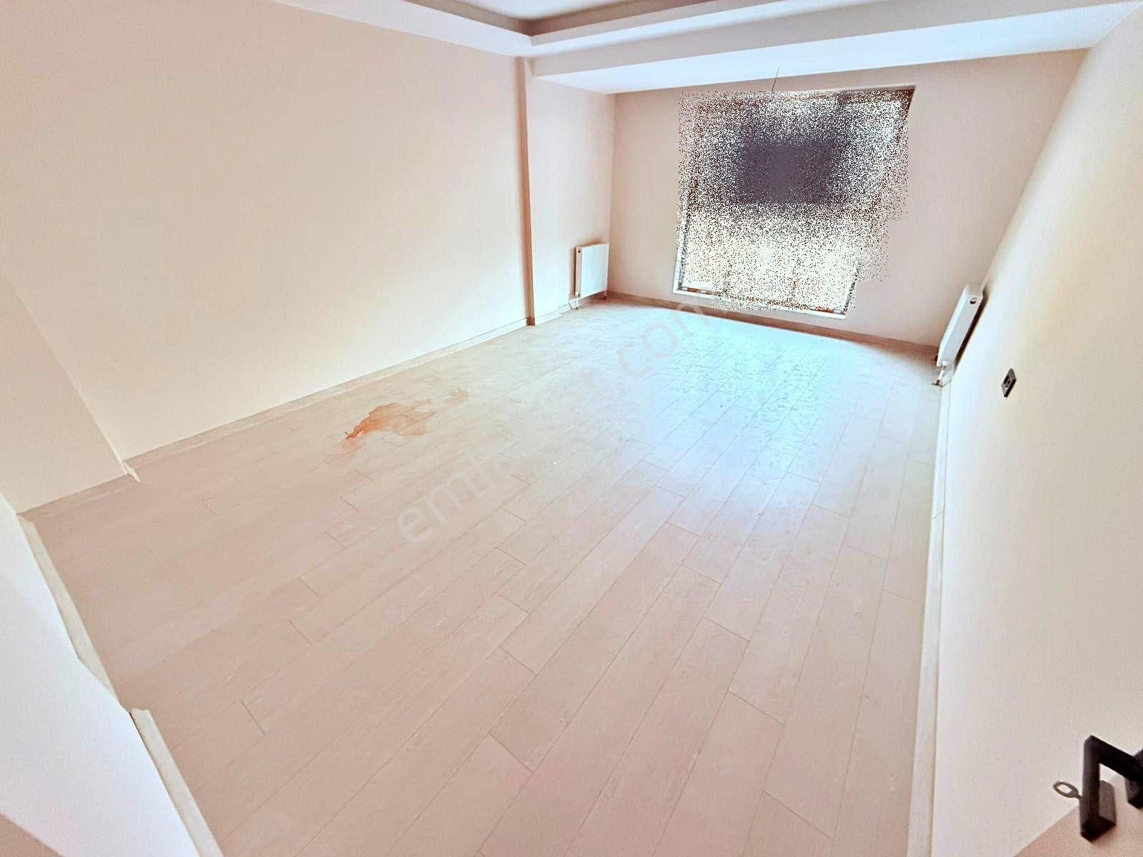 Sıfır İskanlı Arakat Güney Cephe Geniş Oturum Yüksek Kredili 3+1 - Görsel 17