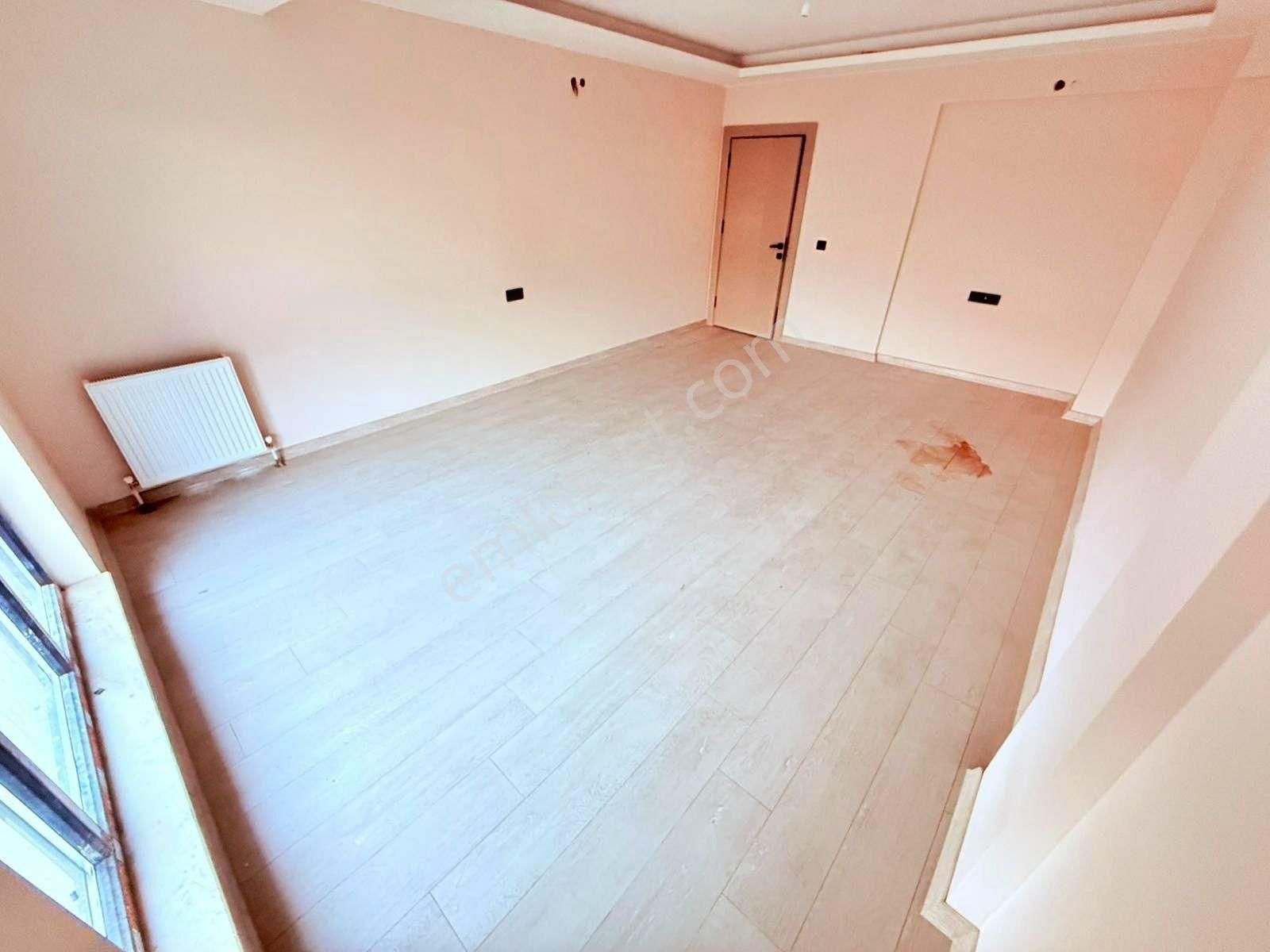 Sıfır İskanlı Arakat Güney Cephe Geniş Oturum Yüksek Kredili 3+1 - Görsel 16