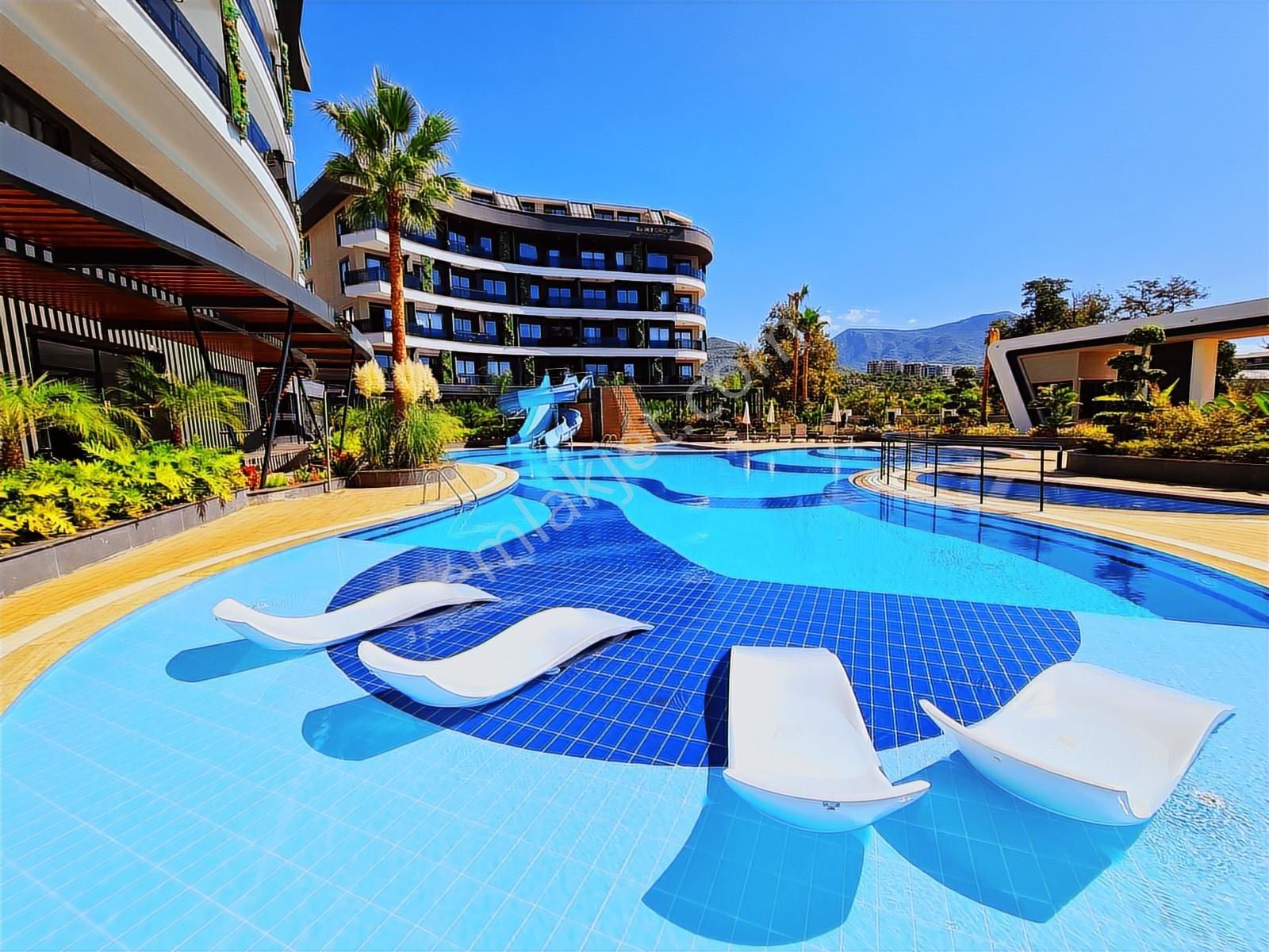 Alanya Obada Full Aktiviteli Lüks Site İçerisinde Satılık 1+1