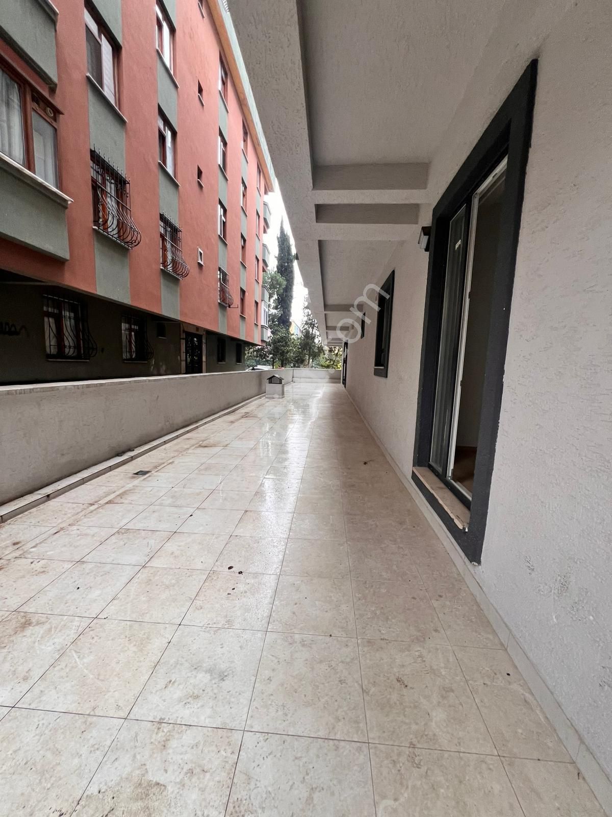 Altıntepe Merkeze Yakın Özel Bahçe Teraslı 1+1 - Görsel 4