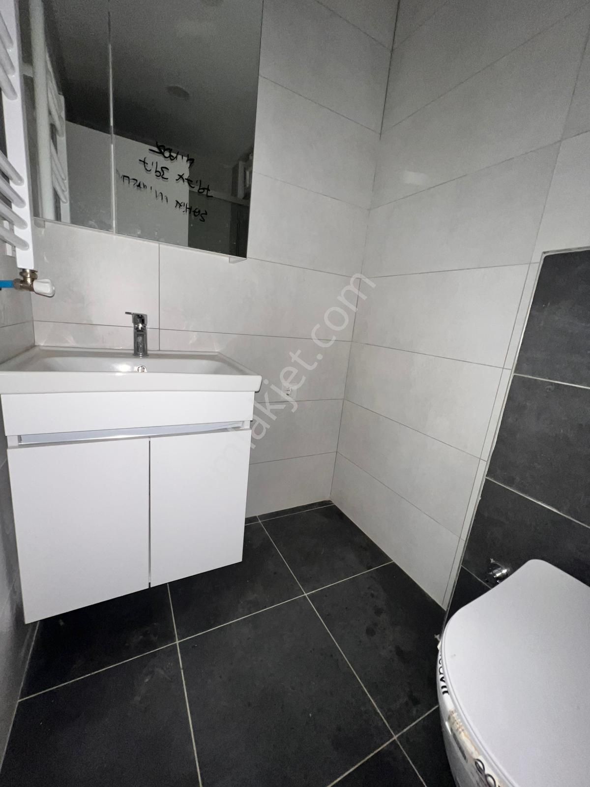 Altıntepe Merkeze Yakın Özel Bahçe Teraslı 1+1 - Görsel 6