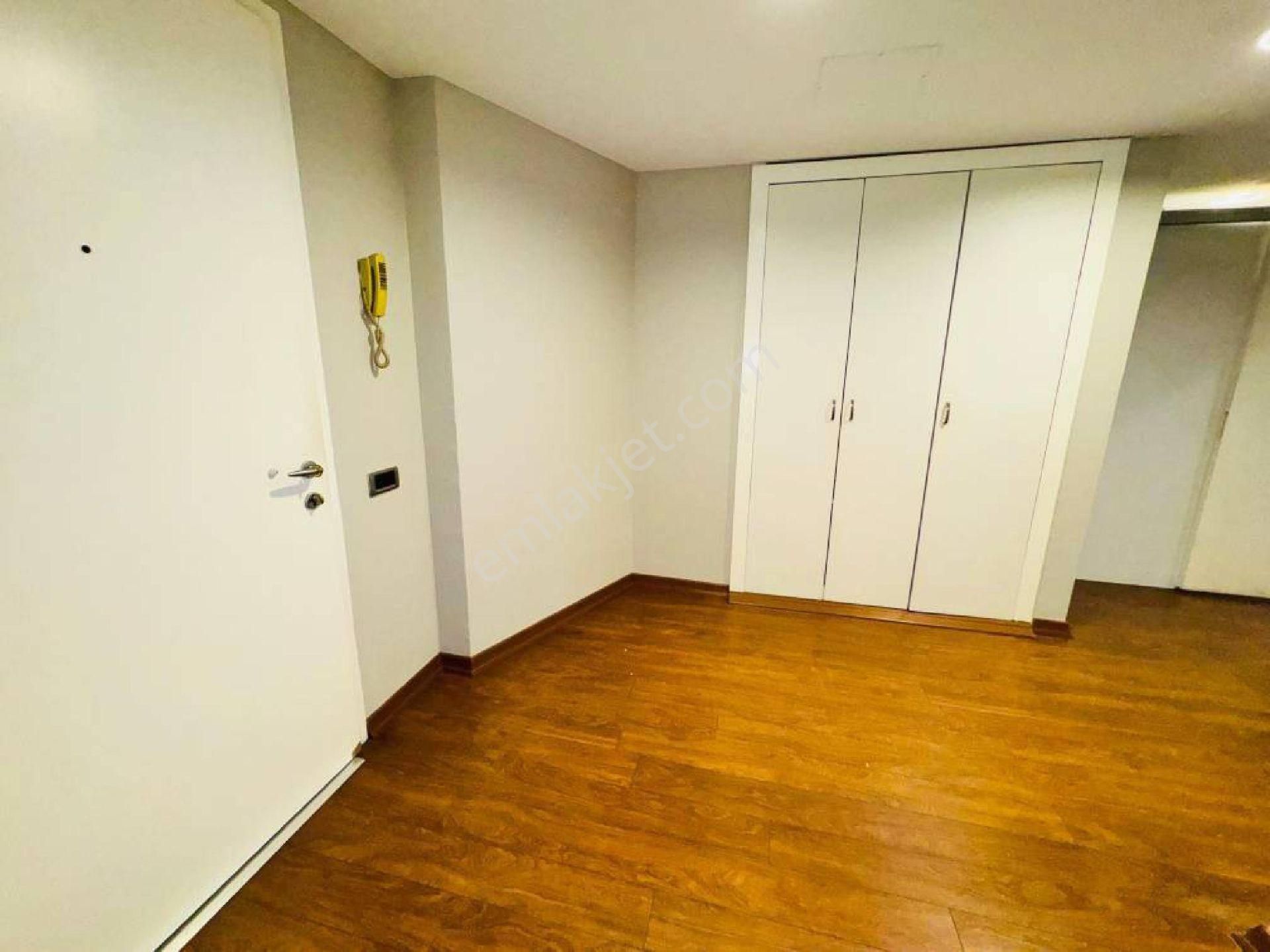 Şakayık'ta Yangın Merdivenli-kapalı Otoparklı Plaza'da 95m2 - Görsel 26