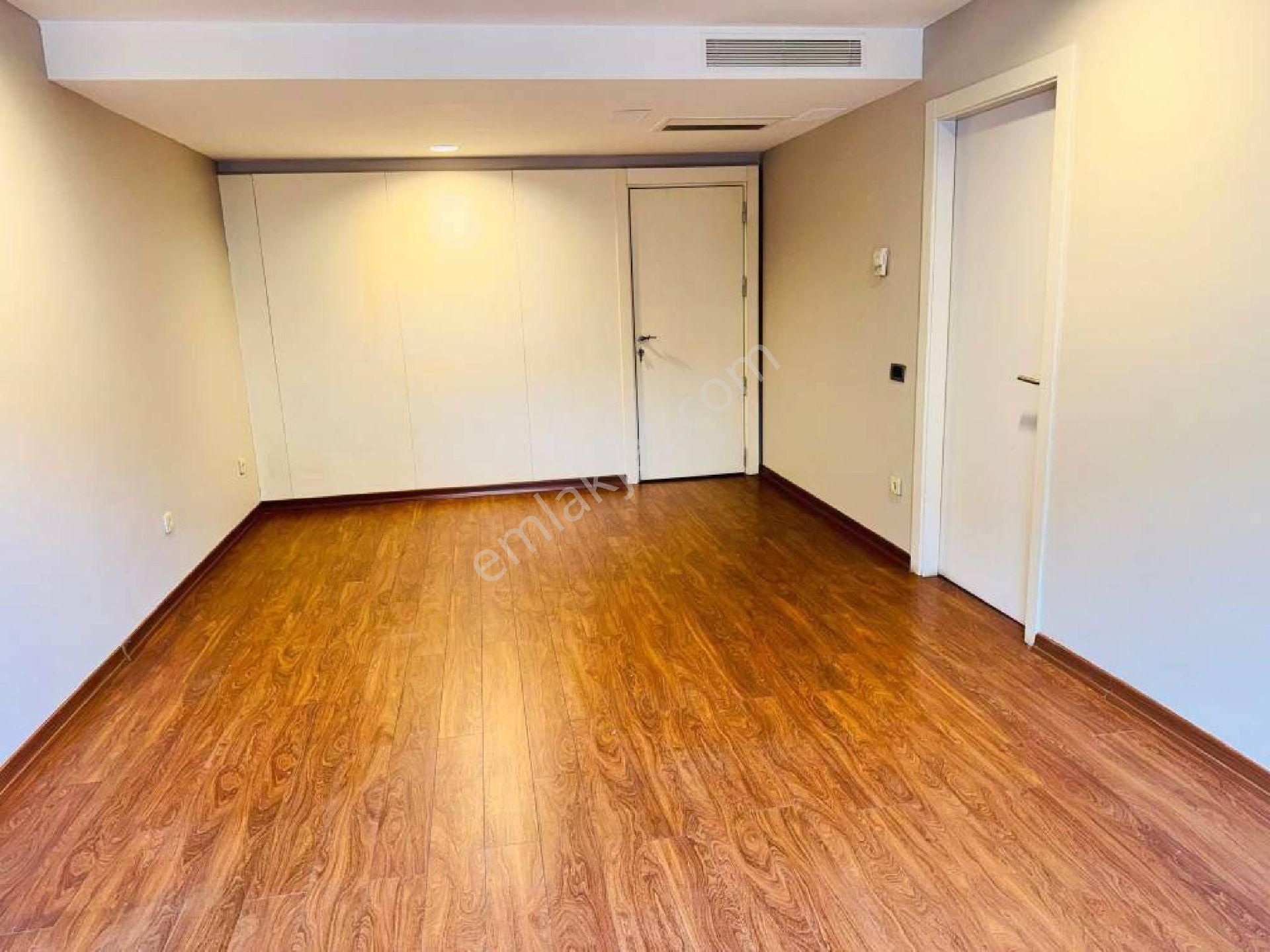 Şakayık'ta Yangın Merdivenli-kapalı Otoparklı Plaza'da 95m2 - Görsel 20