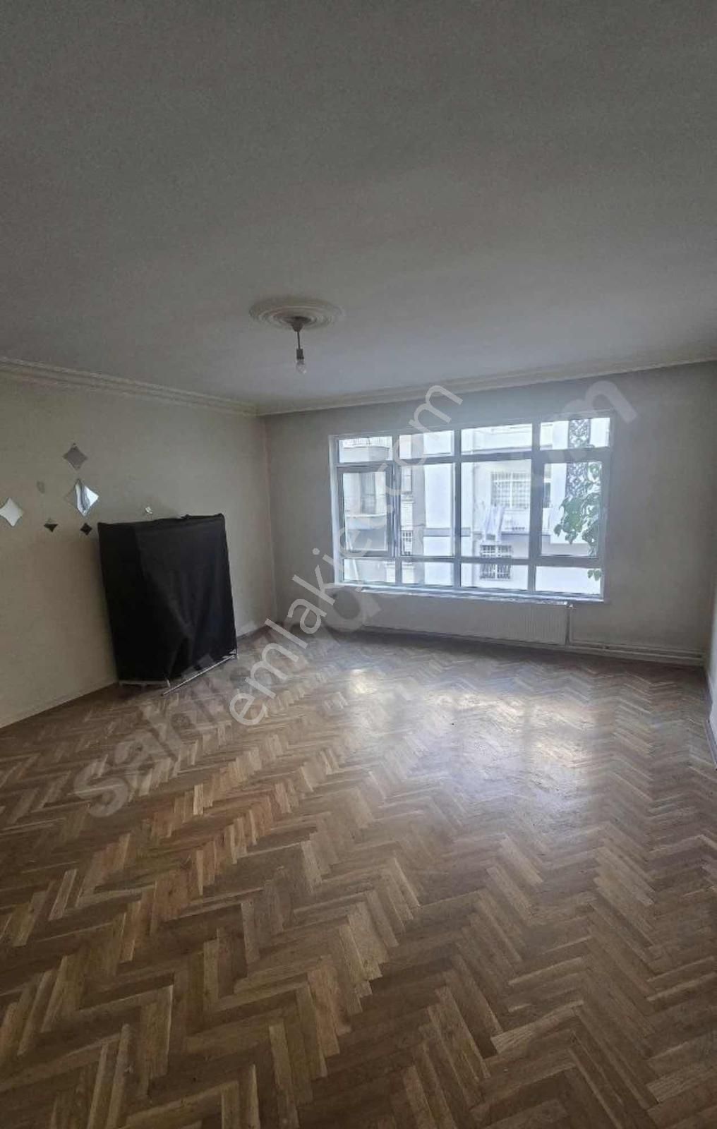 Damla Gayrimenkulden Cebeci Sergenler Sokak 1. Katta Öncephe 3+1 - Görsel 8