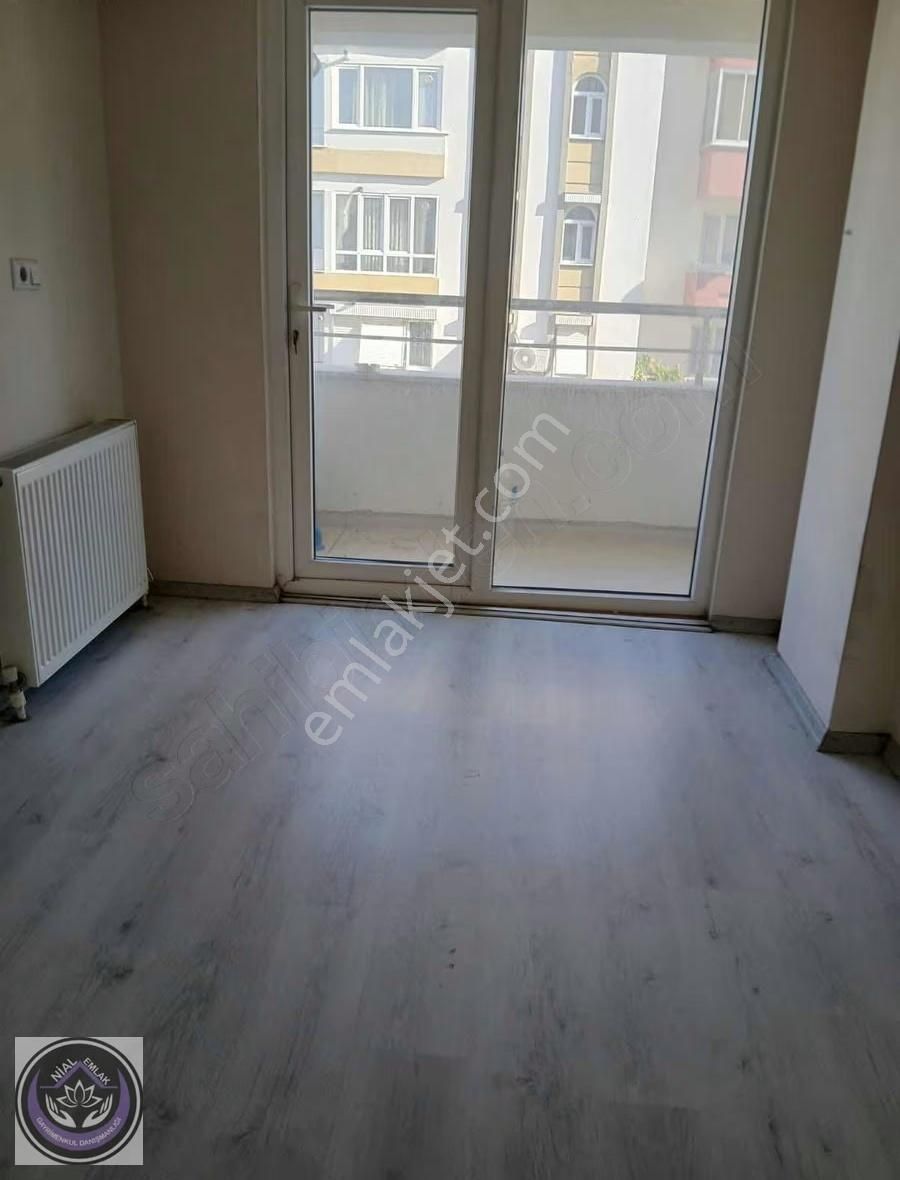 Bahçelievler Mehmetcik Cadde Üzeri Eşyasız Kiralık 1+1 Daire - Görsel 2