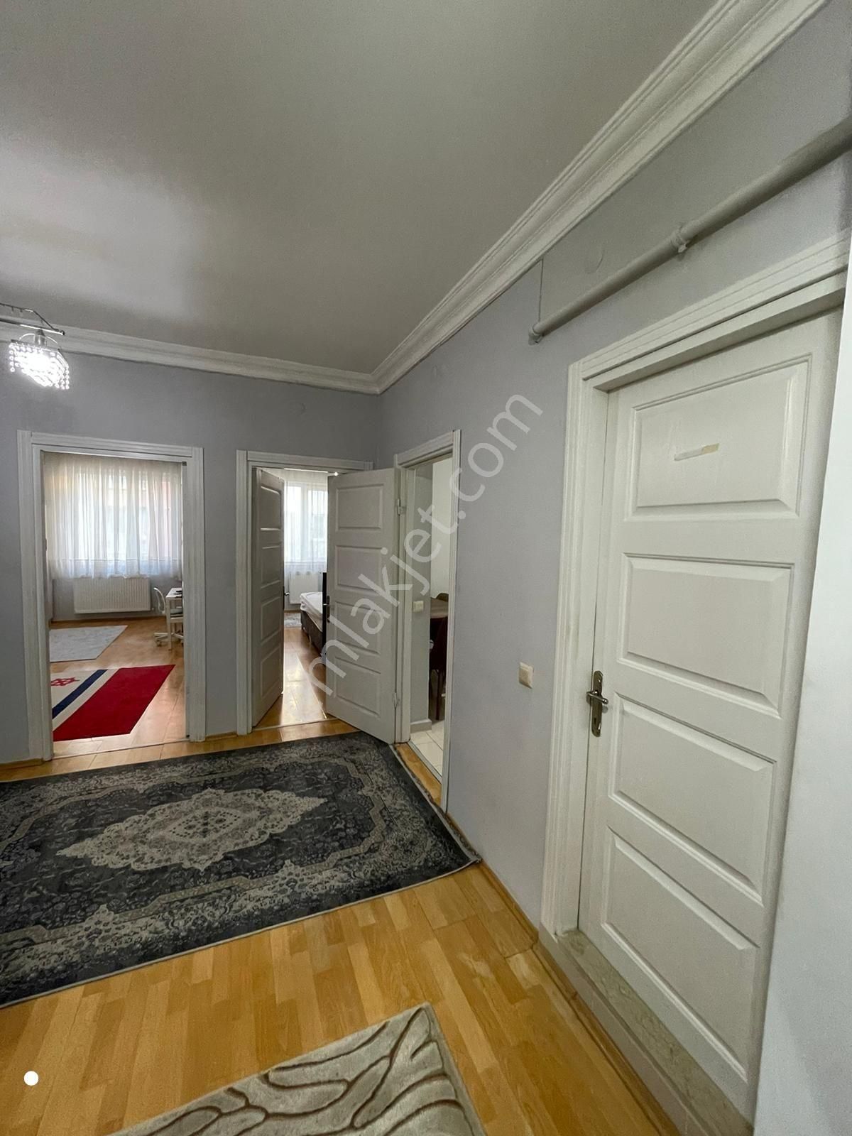 Fatih Mahallesi'nde 2012 Yapımı Masrafsız Geniş Aile Dairesi - Görsel 22