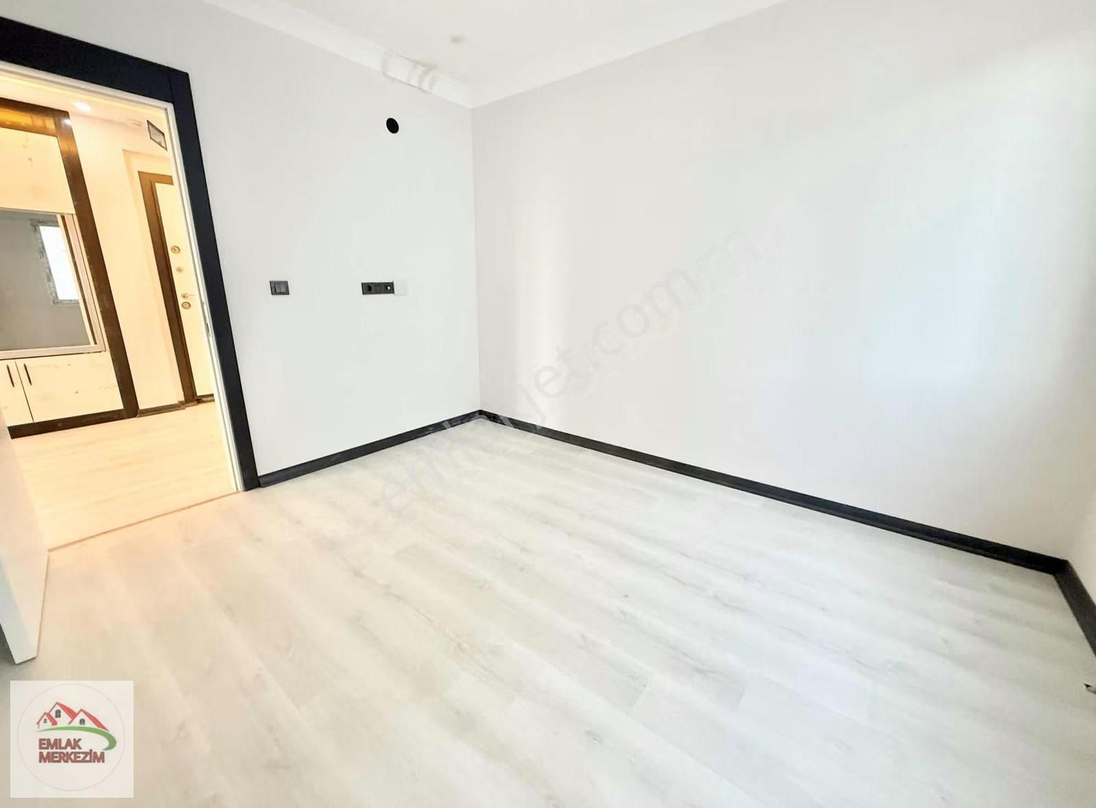 Emlak Merkezim'den Beşikkayada Ara Kat 3+1 Sıfır Lüx Full Daire - Görsel 2