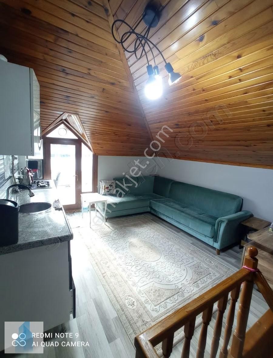 Bağcılar Meydana Yakın Satılık 4+1, 180 M2 Harika Dublex Daire - Görsel 10