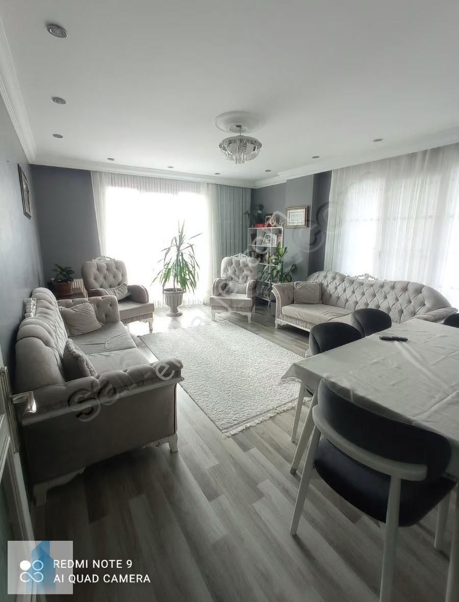 Bağcılar Meydana Yakın Satılık 4+1, 180 M2 Harika Dublex Daire