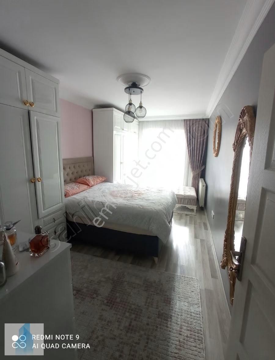 Bağcılar Meydana Yakın Satılık 4+1, 180 M2 Harika Dublex Daire - Görsel 28