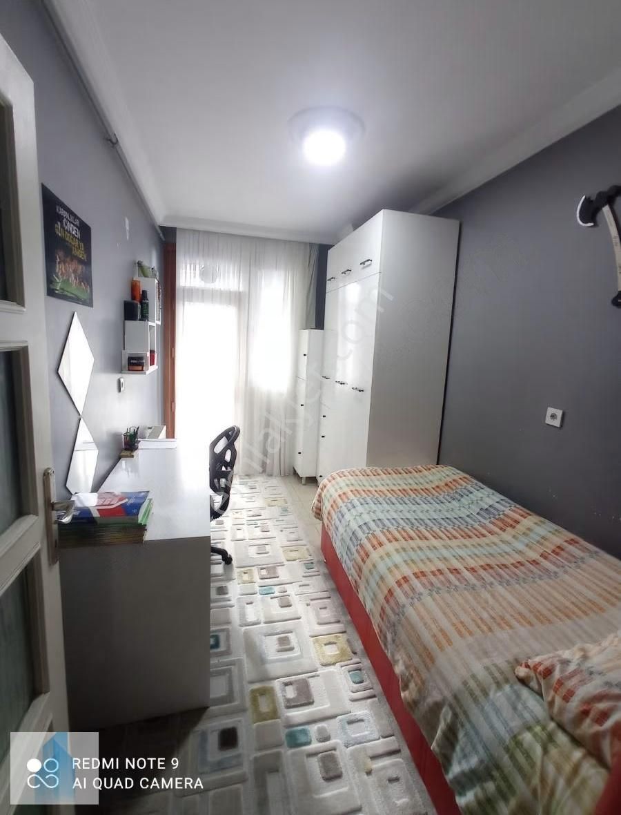 Bağcılar Meydana Yakın Satılık 4+1, 180 M2 Harika Dublex Daire - Görsel 16