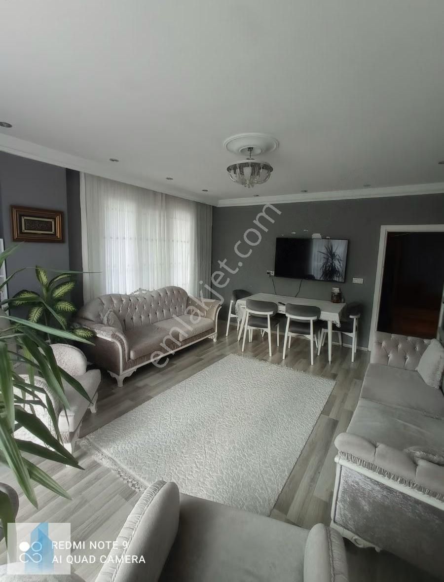 Bağcılar Meydana Yakın Satılık 4+1, 180 M2 Harika Dublex Daire - Görsel 15