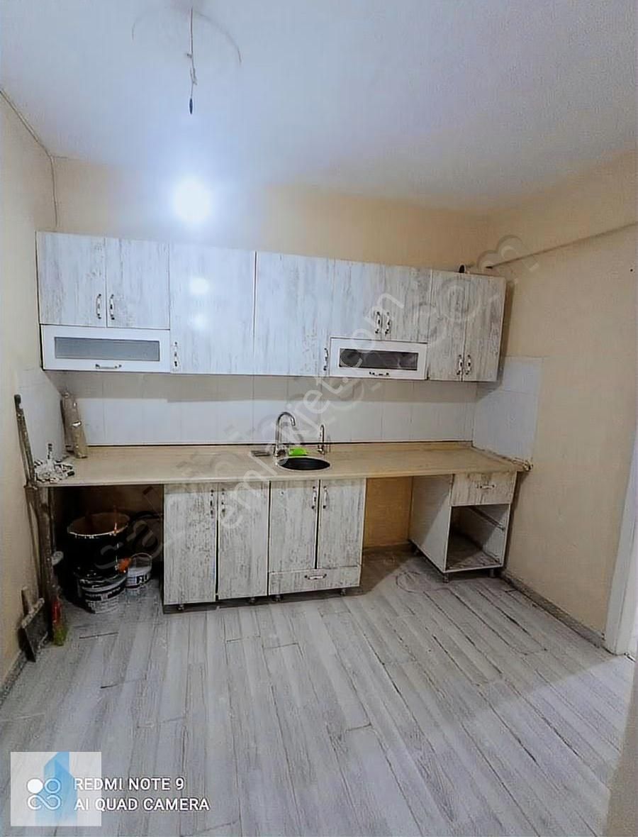 Bağcılar Kazımkarabekir De Satılık 2+1,85 M2 Giriş Kat Daire - Görsel 8