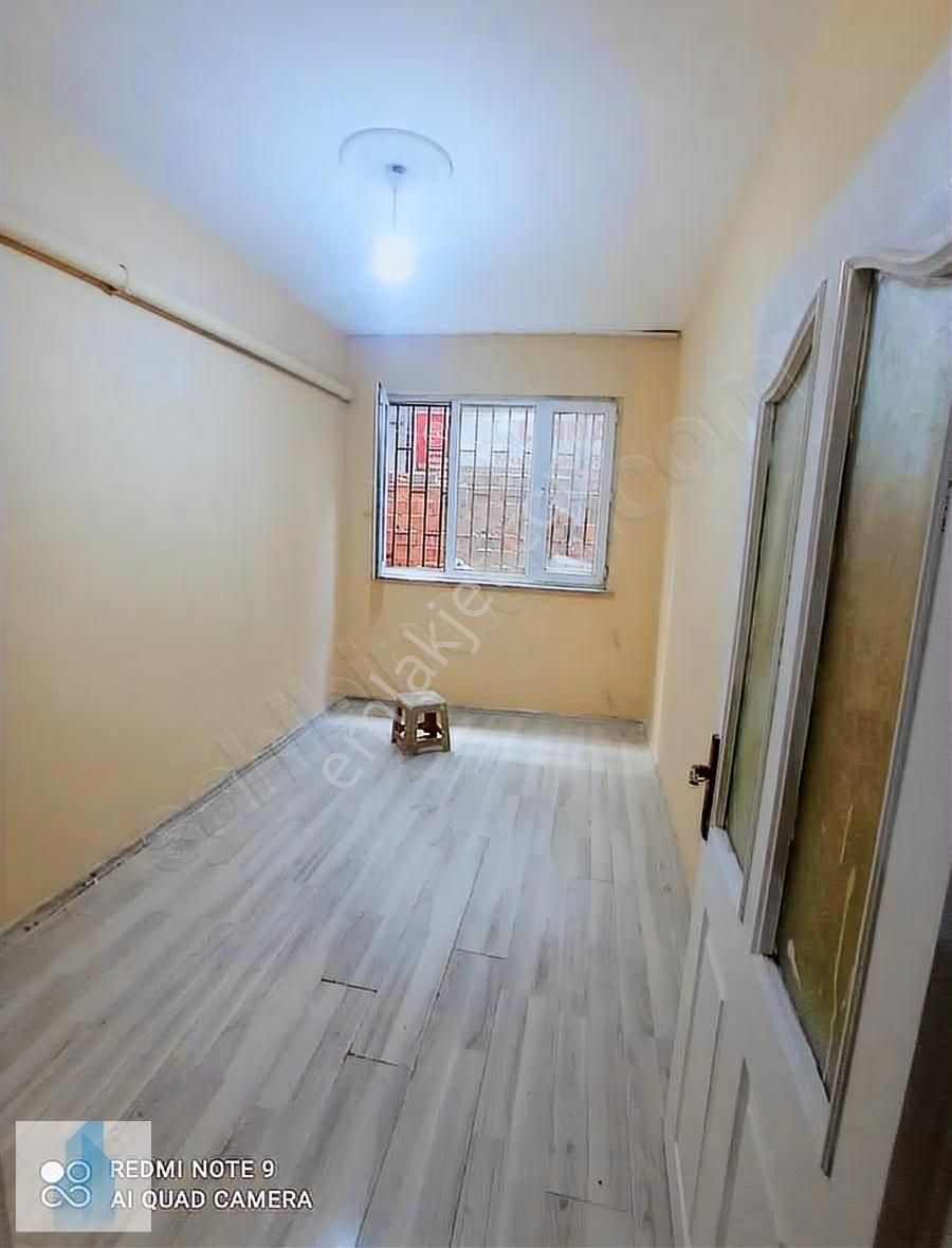 Bağcılar Kazımkarabekir De Satılık 2+1,85 M2 Giriş Kat Daire - Görsel 9