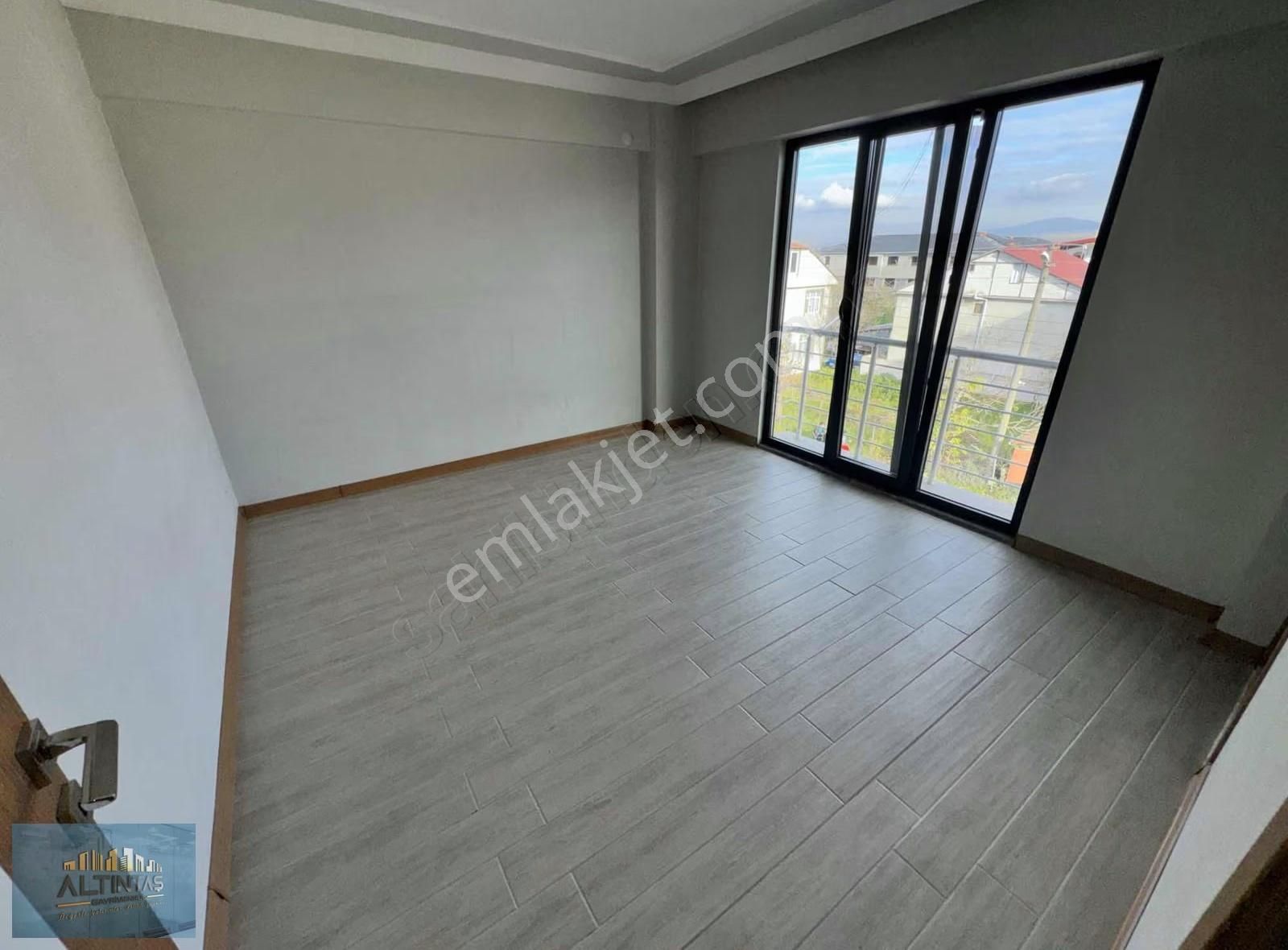 Paris İlköğretimin Hemen Yanında 3 + 1 Kiralık Daire - Görsel 17