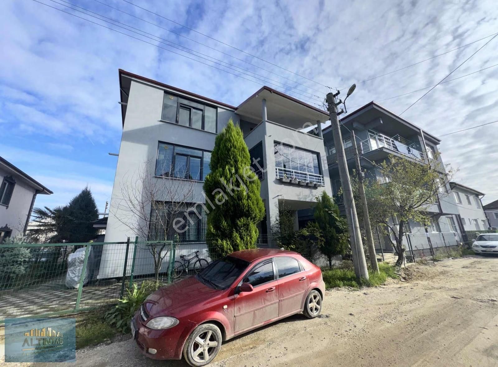 Paris İlköğretimin Hemen Yanında 3 + 1 Kiralık Daire - Görsel 11