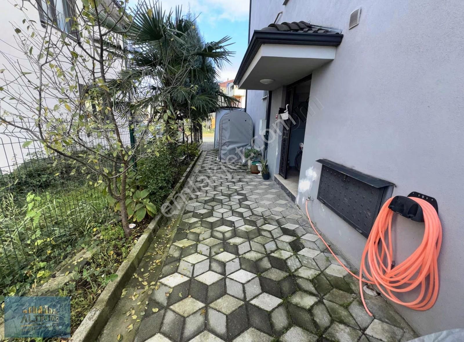 Paris İlköğretimin Hemen Yanında 3 + 1 Kiralık Daire - Görsel 6