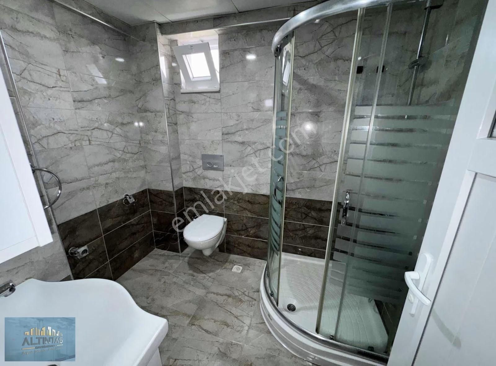 Ömercikler Mah. Yüksek Giriş 90 M2 Kiralık 2+1 - Görsel 2