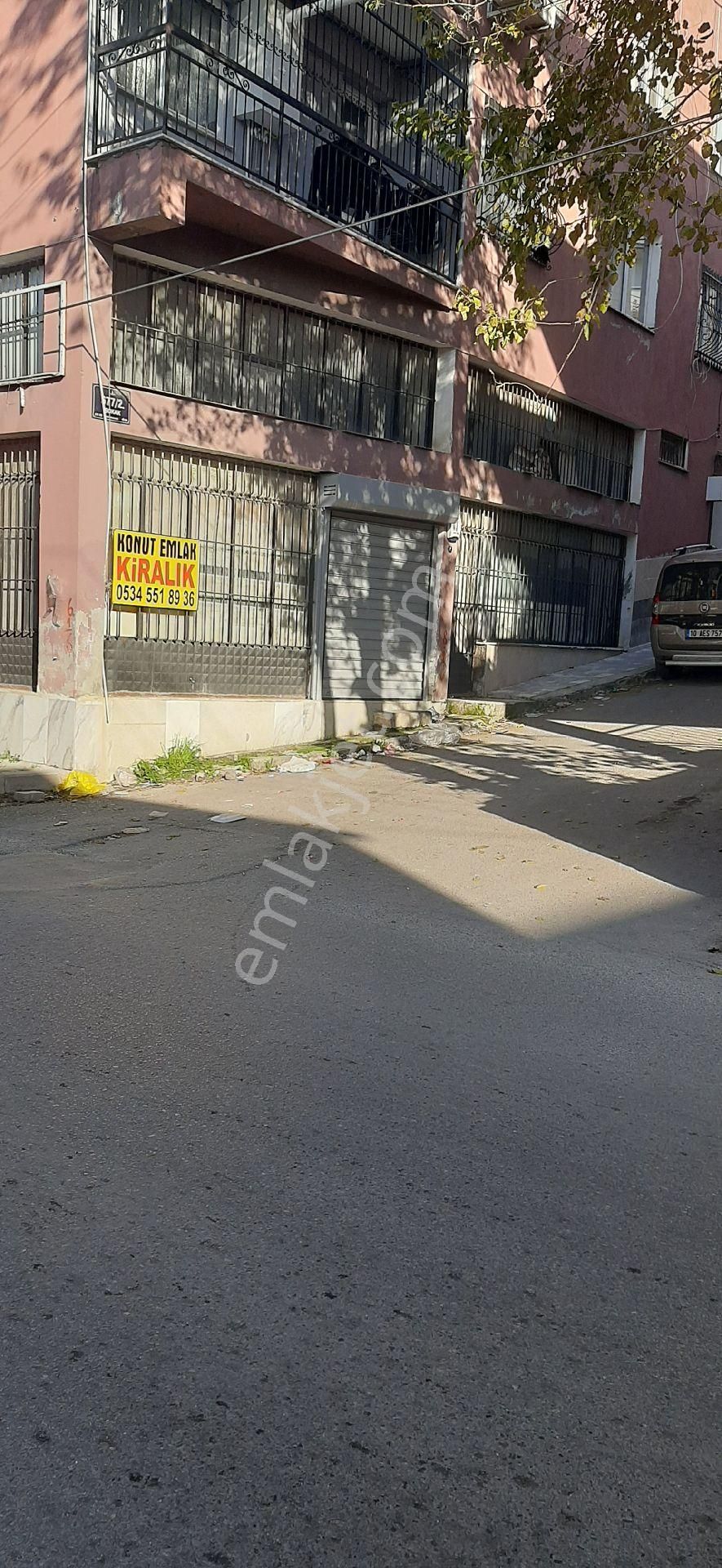 Buca İnönü Mahalleside Kiralık 160mt