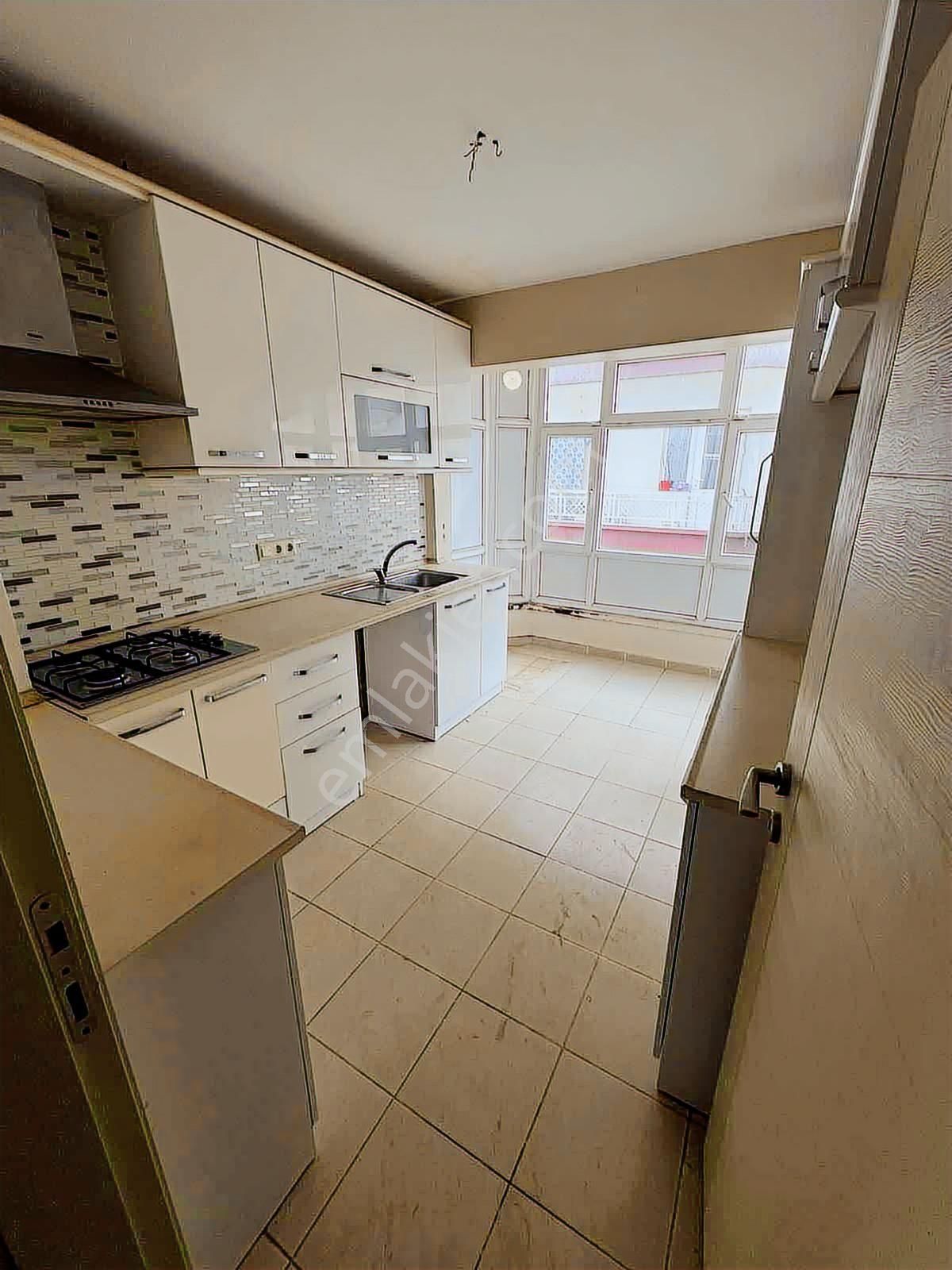 Satılık,naci Çakır'da,ara Kat,boş,3+1 Aydınlık Ve Ferah Daire - Görsel 7