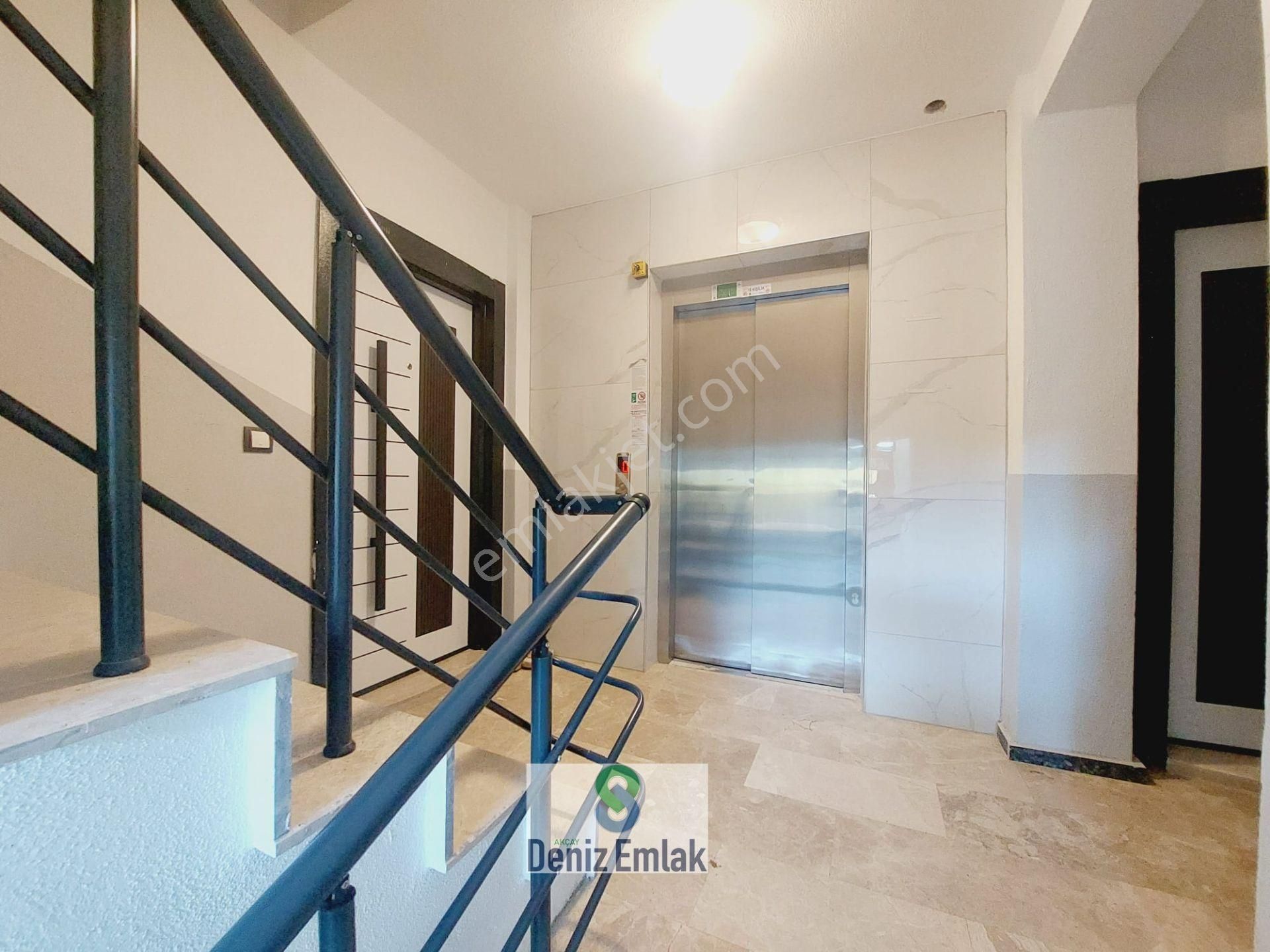 Denizden Akçayda Öncephe Asansörlü Yeni Satılık 3+1 Dublex Daire. - Görsel 24