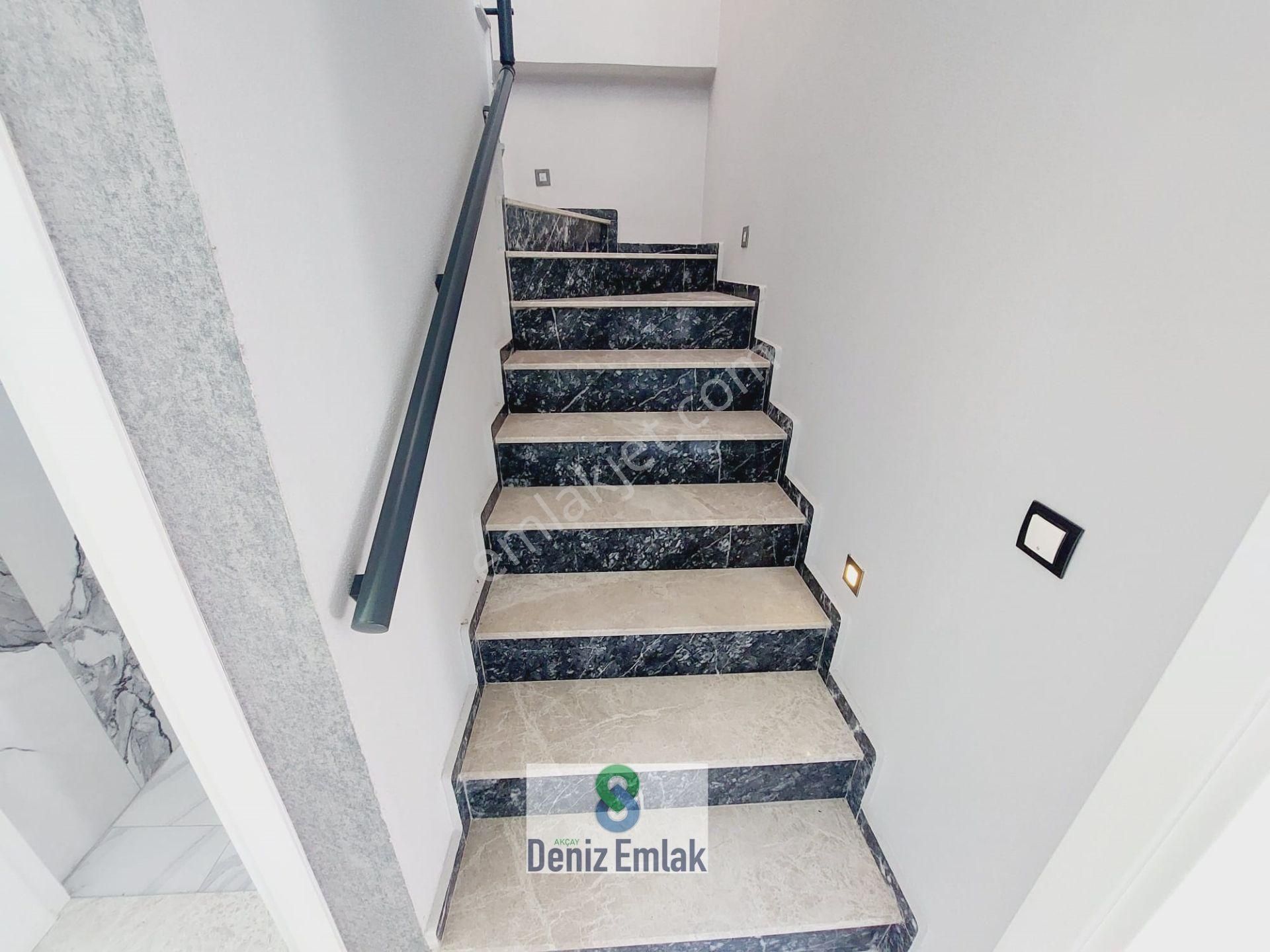 Denizden Akçayda Öncephe Asansörlü Yeni Satılık 3+1 Dublex Daire. - Görsel 21