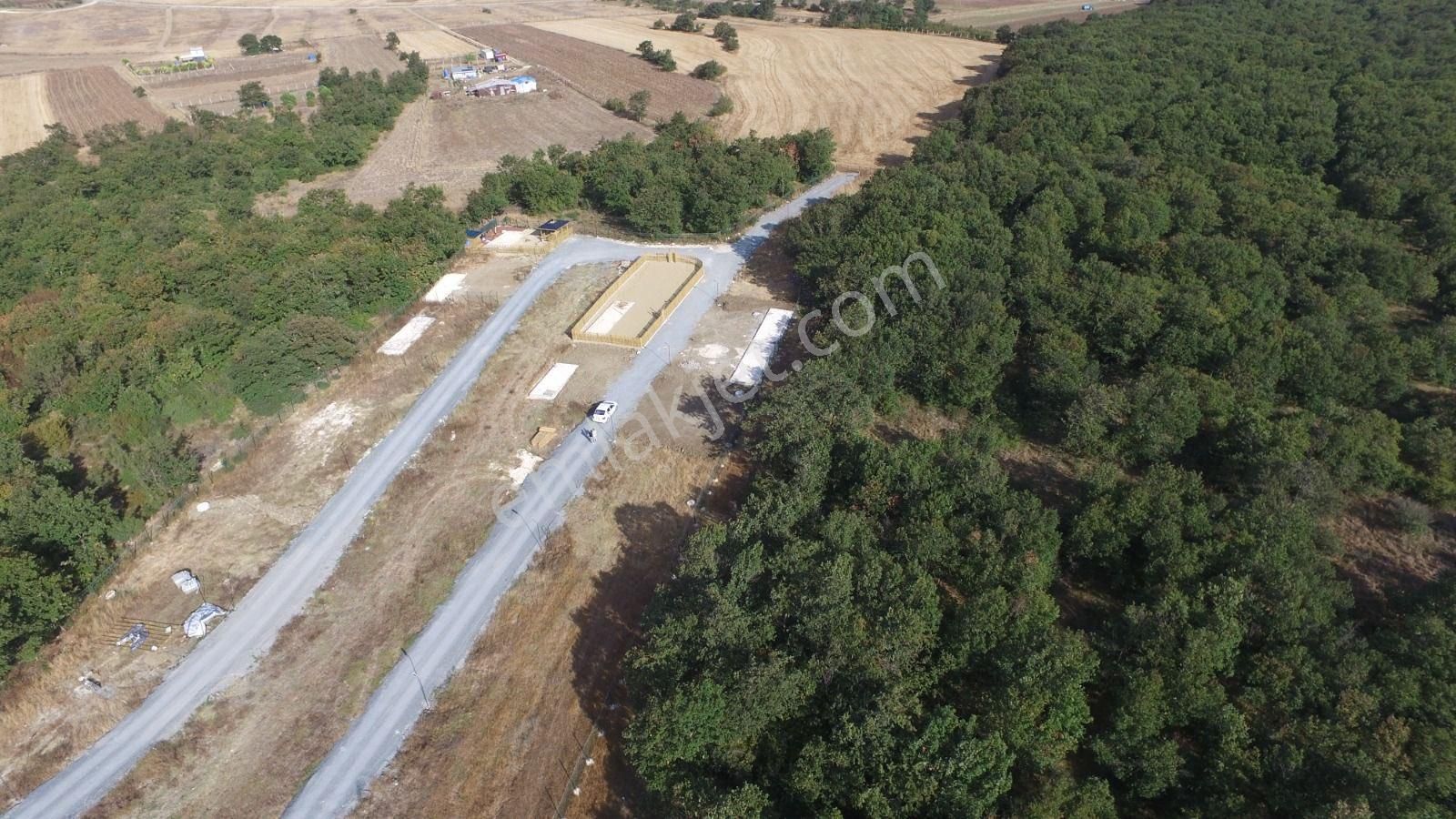 Çatalca Akalan Da Orman İçi Saklı Bahçe De 7/24 Güvenlikli 200m2 Ler - Görsel 29
