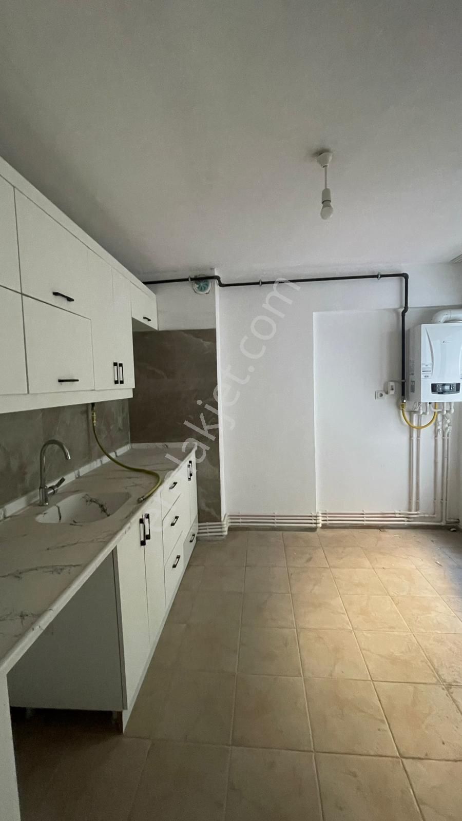 Eski Adliye Civarı Temiz Satılık Daire - Görsel 7