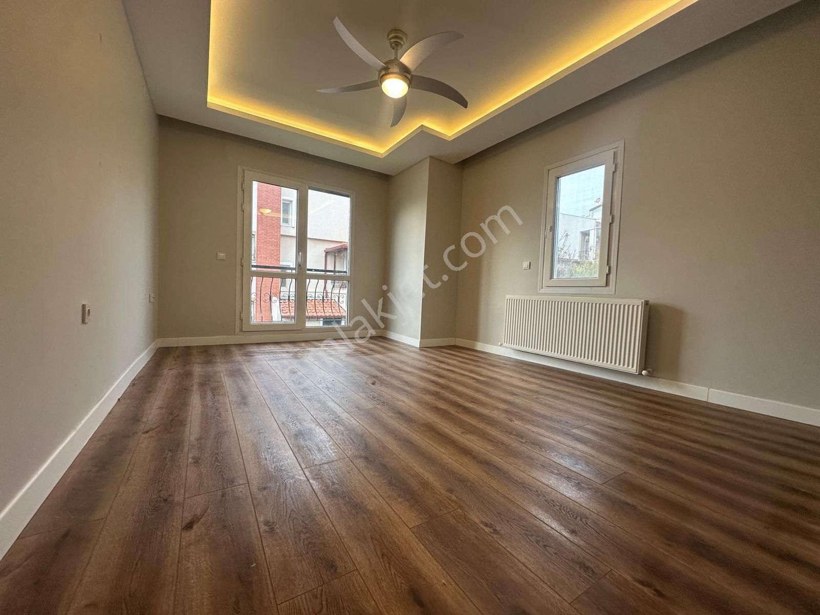 Güzelbahçe Kahramandere Havuzlu Site De 4+1 Kiralık Villa - Görsel 17